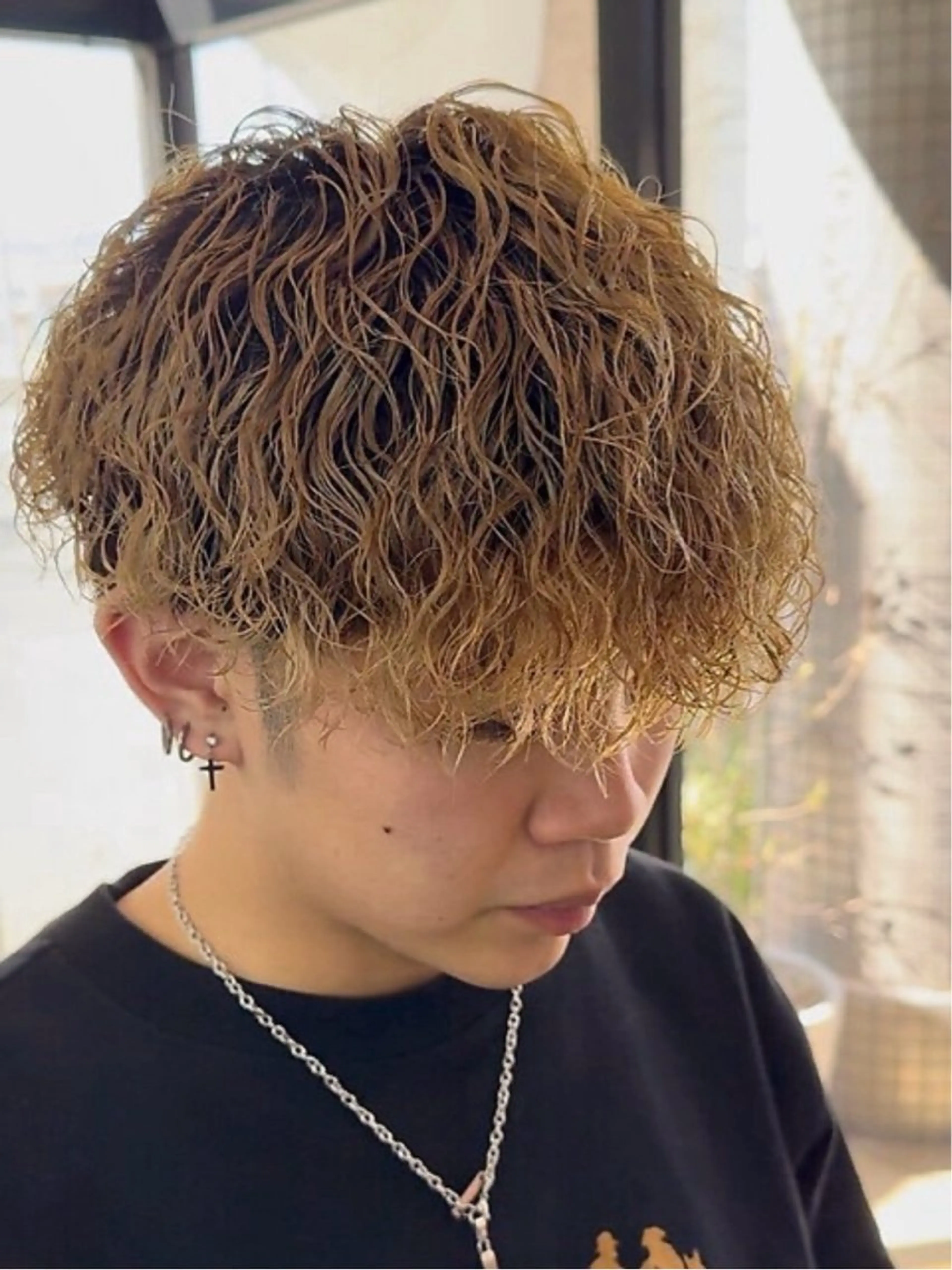 メンズブリーチカラー【透明感・ハイトーン】の写真