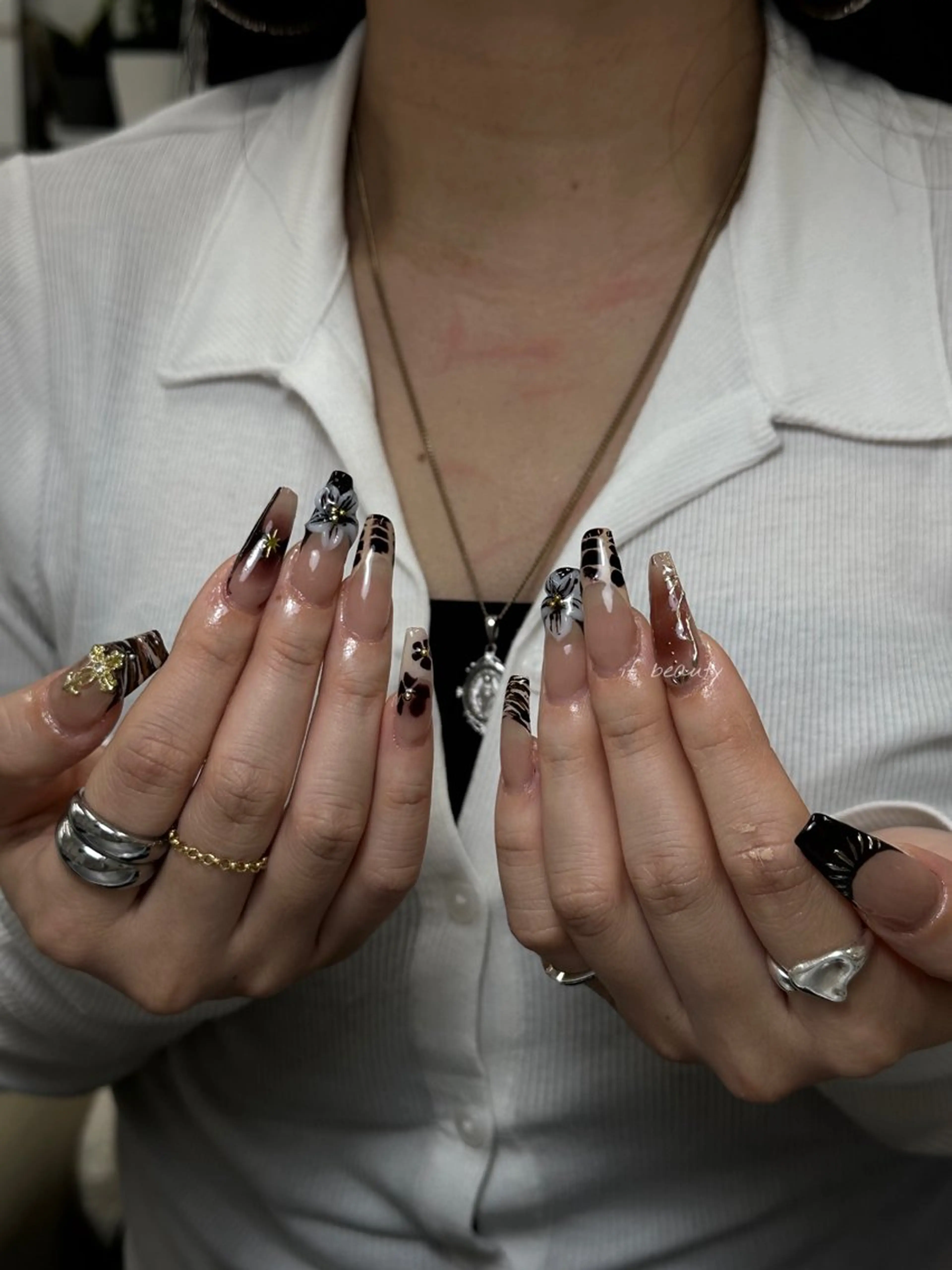 ネイル アートネイル キラキラネイル マットネイル メンズネイル ハンドネイル if Hair＆Nail Salon所属・IKA /海外ネイル /個性派/ワンホンのネイルデザイン