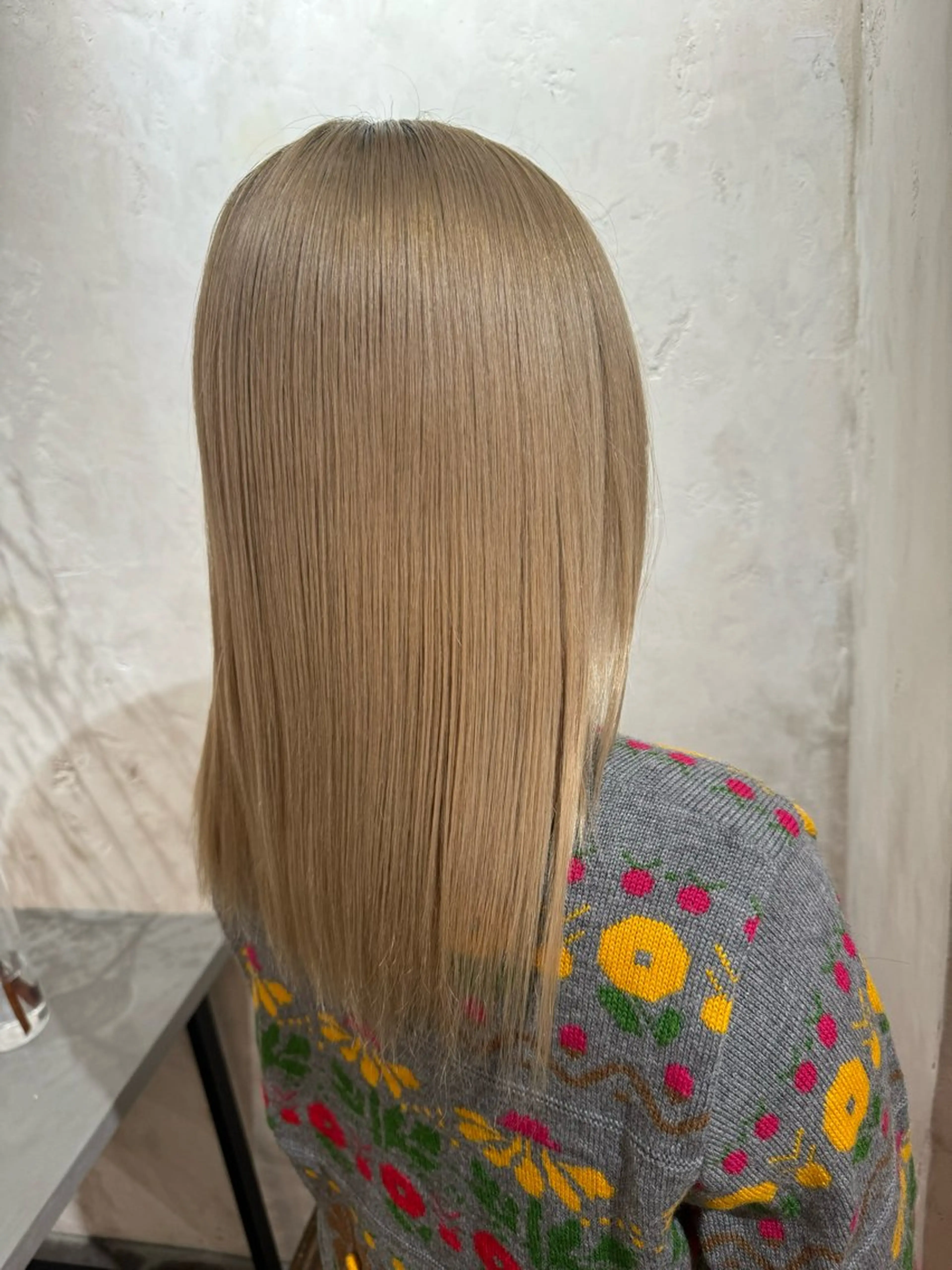 セミロング ヘアカラー 艶カラー🌟 kanonのヘアスタイル