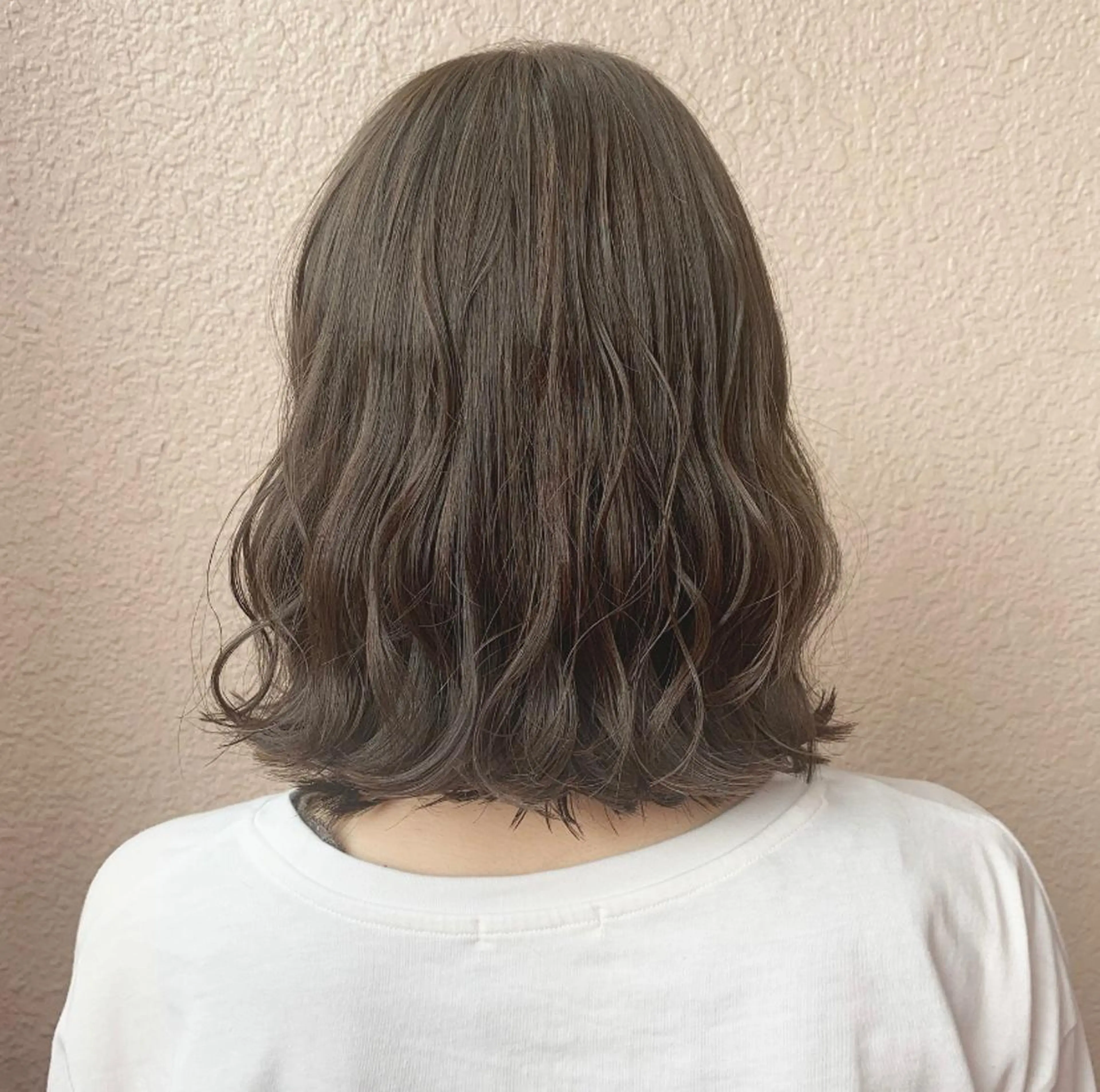 セミロング カラー 代表🎀 ふわモテ愛 され髪🩷yumiのヘアスタイル