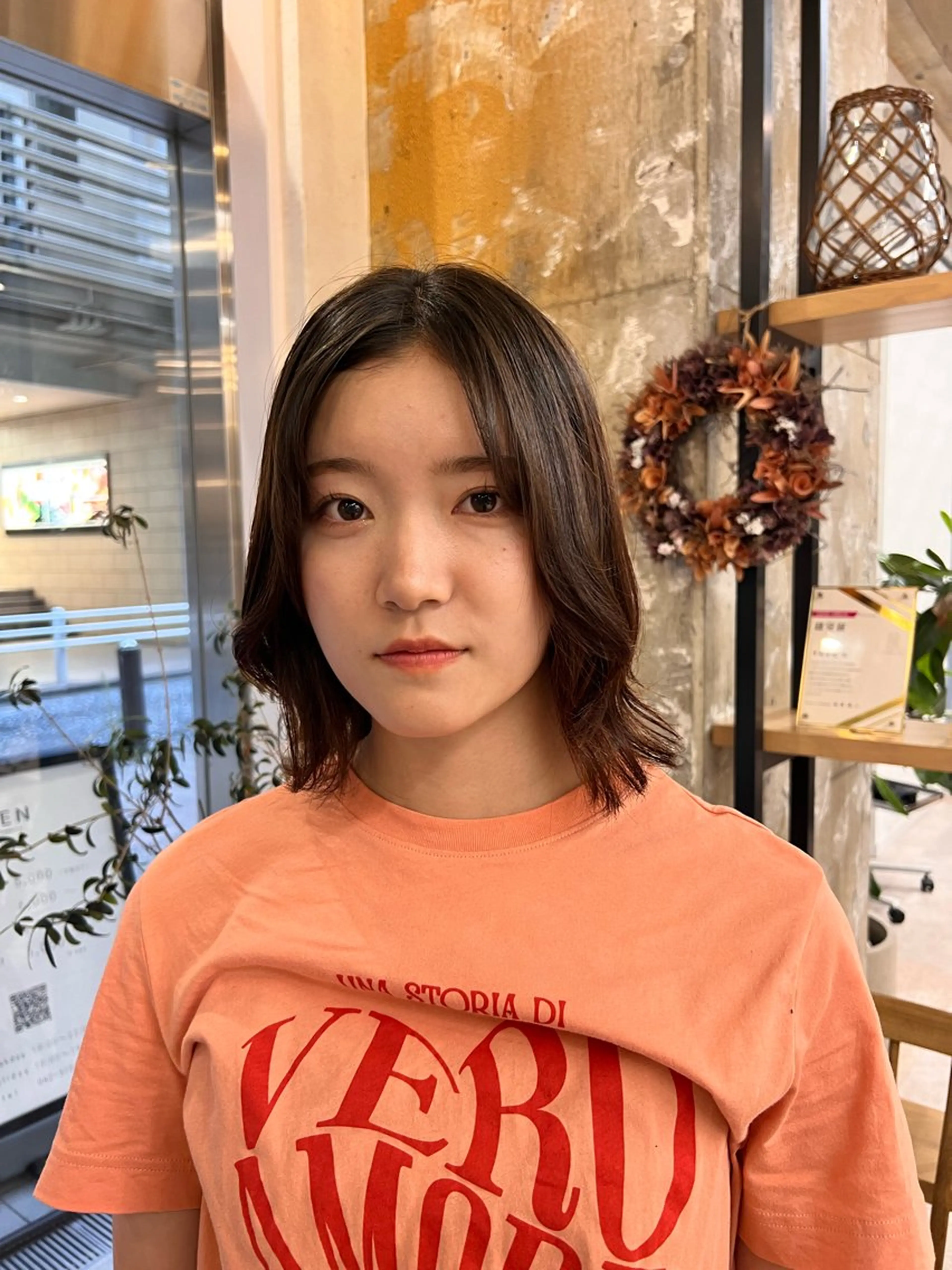 ミディアム 縮毛矯正 ブリーチカラー 〻髪質改善〻アレンジのヘアスタイル