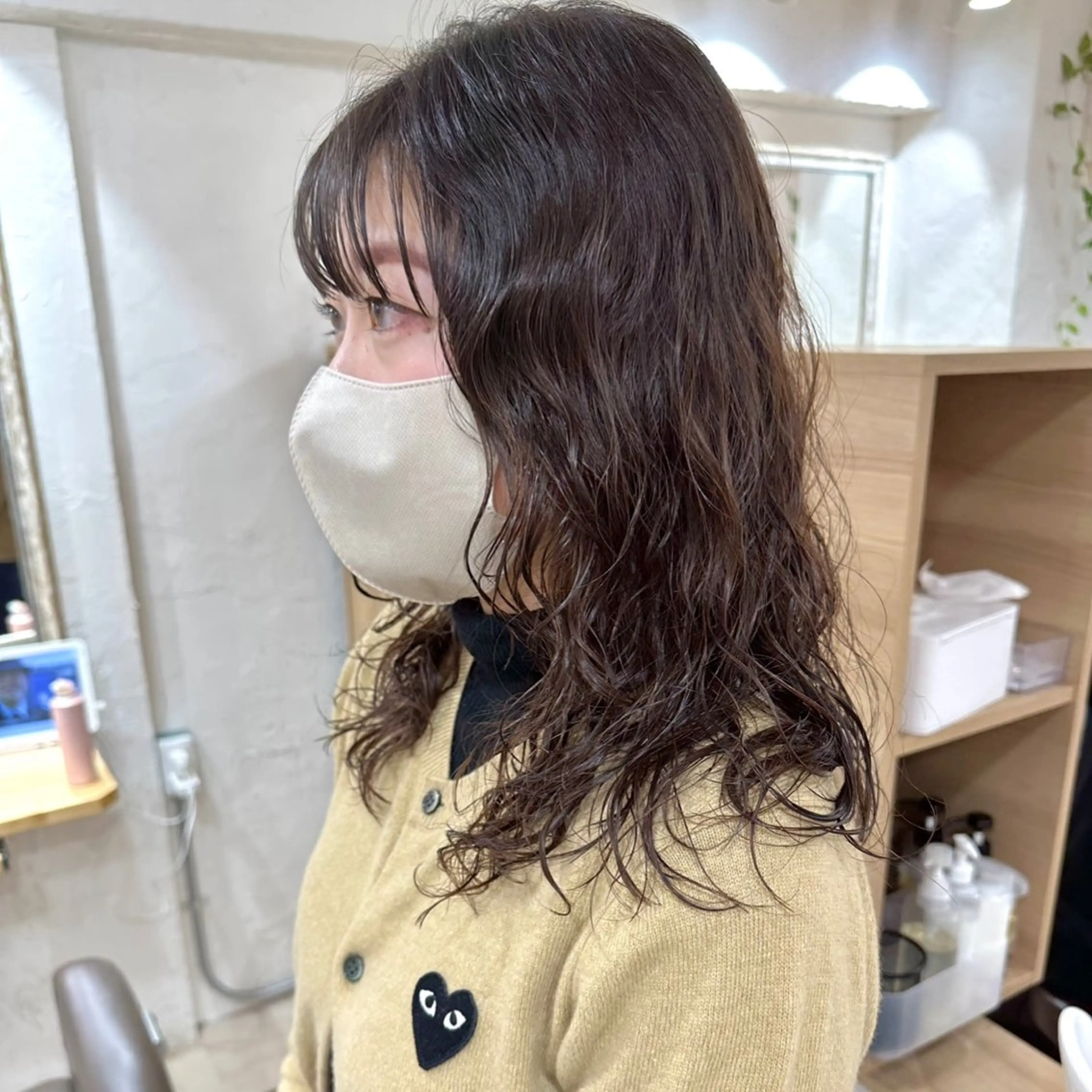 ミディアム パーマ 切りっぱなしボブ ミディアムパーマ ボブ ウルフカット 銀座No.1髪質改善 縮毛矯正/本木のヘアスタイル