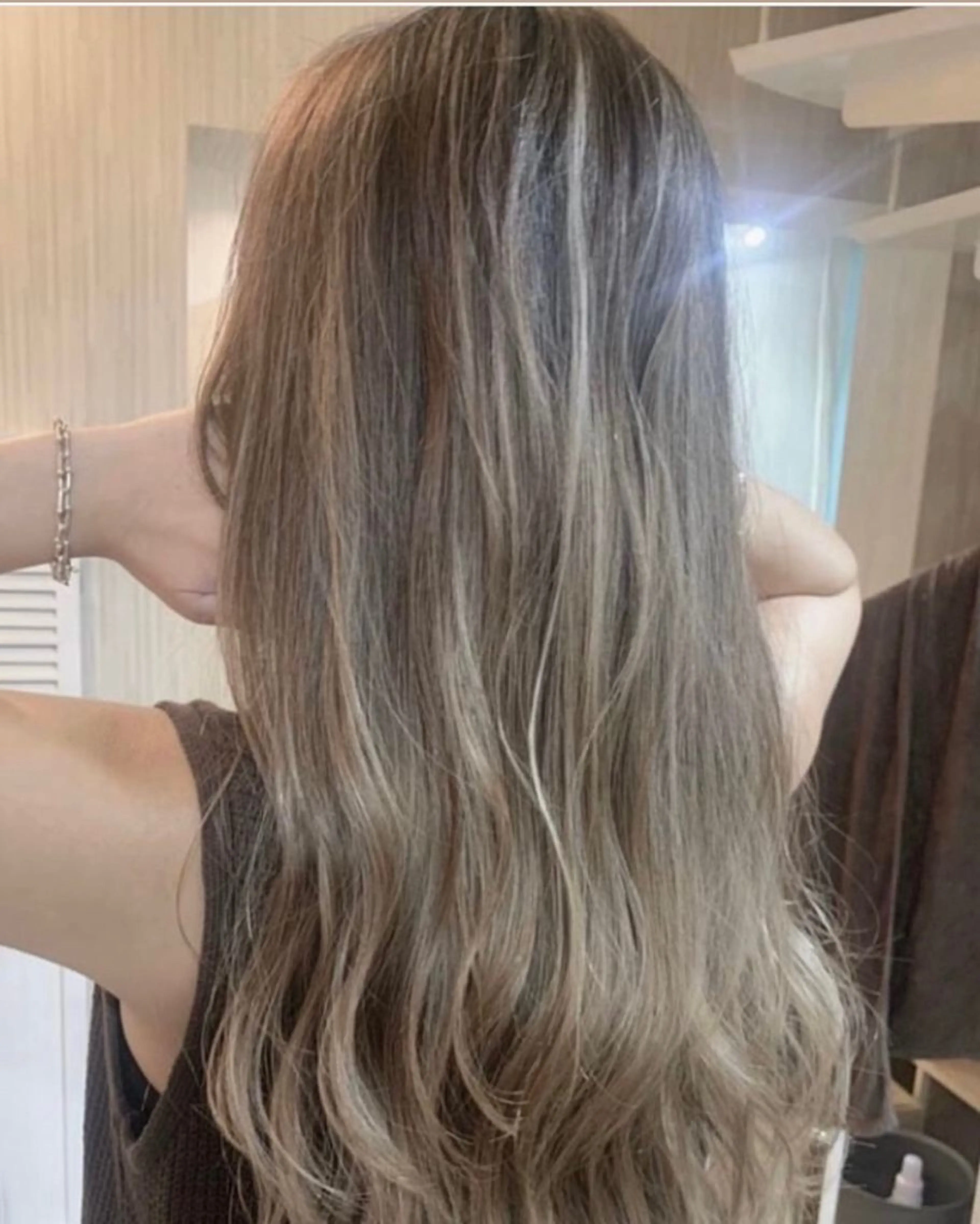 セミロング カラー パーマ ヘアアレンジ メンズ キッズ ハーフアップ 子どものヘアアレンジ メンズバレイヤージュ メンズブリーチ メンズハイライト カット ヘアカラー トリートメント ヘッドスパ ヘアセット grand story/colulu渋谷2号店所属・【店長】miura 🤍coluluのヘアスタイル