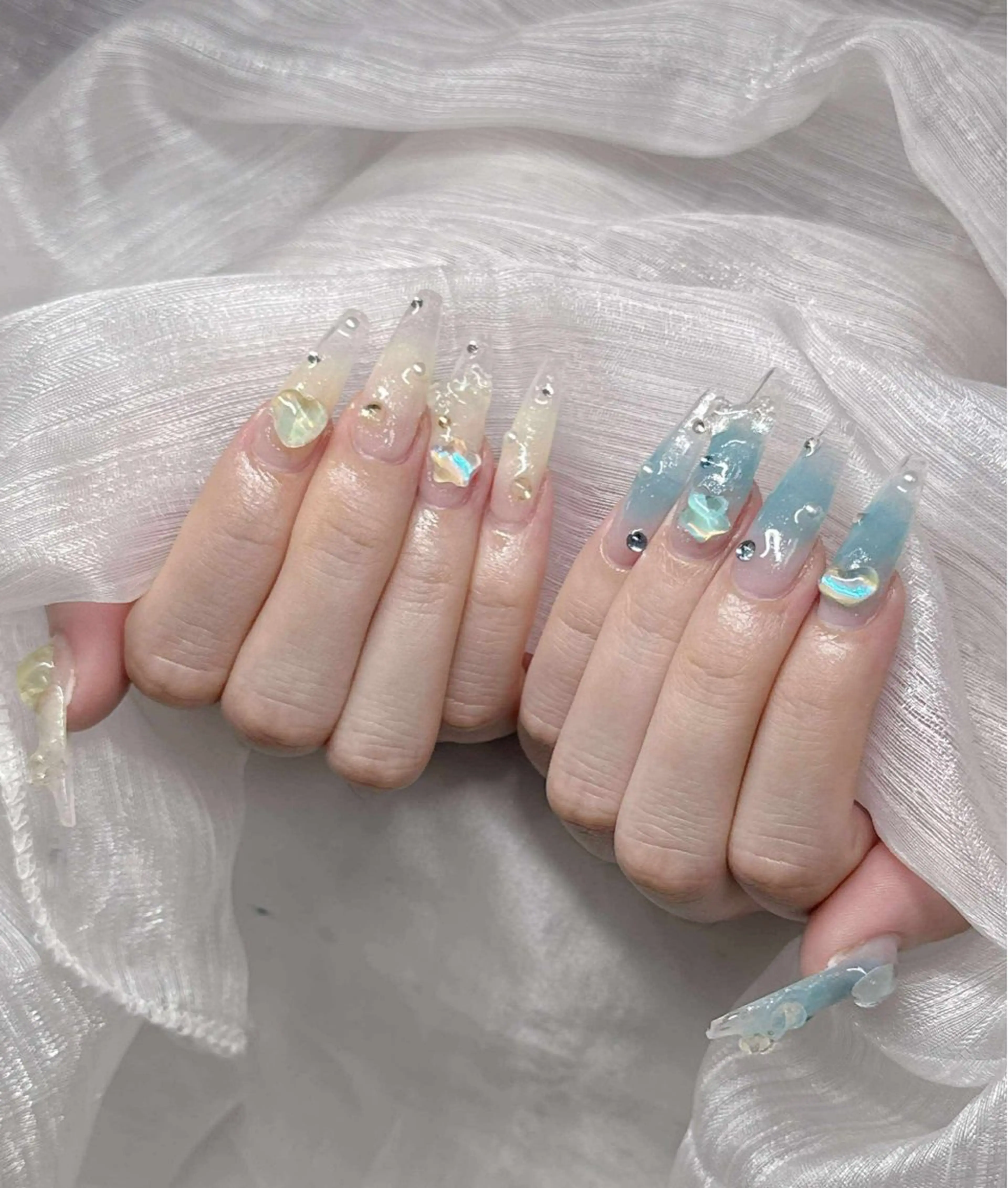 ネイル ハンドネイル Lee Nailsのネイルデザイン