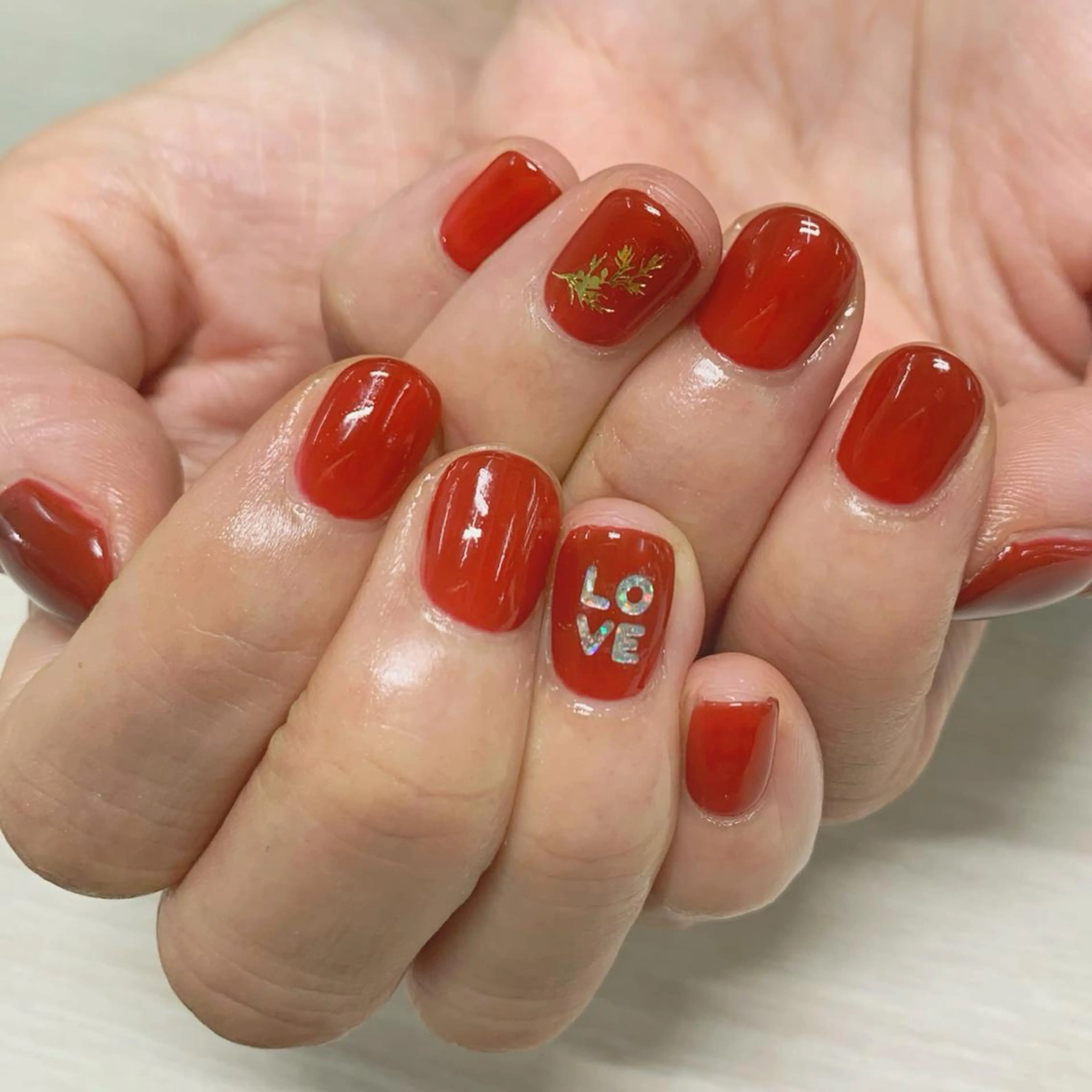 ネイル glossnail MIKIのネイルデザイン