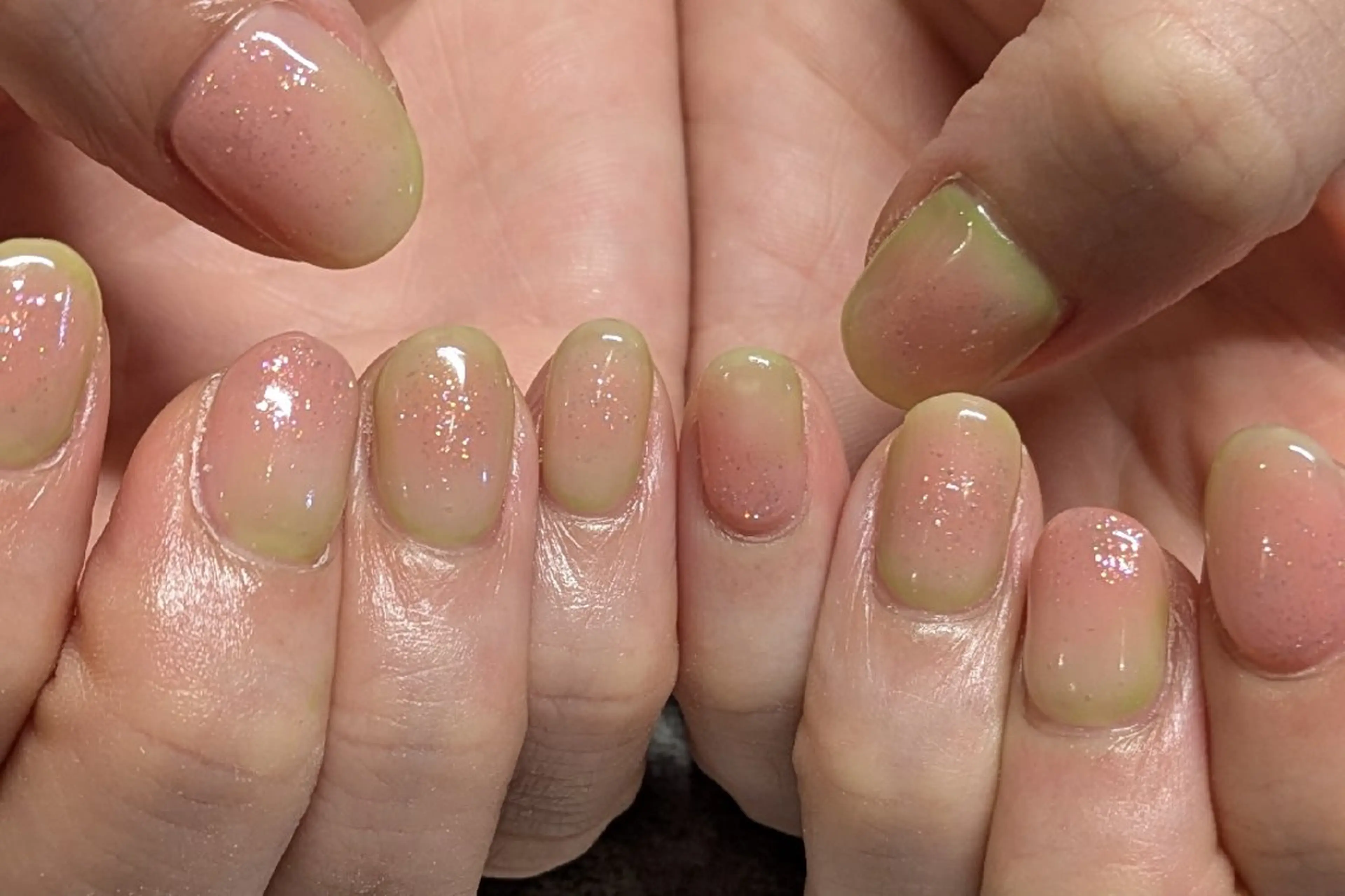 ネイル ニュアンスネイル ニュアンスネイル 【新宿三丁目】AMIのネイルデザイン