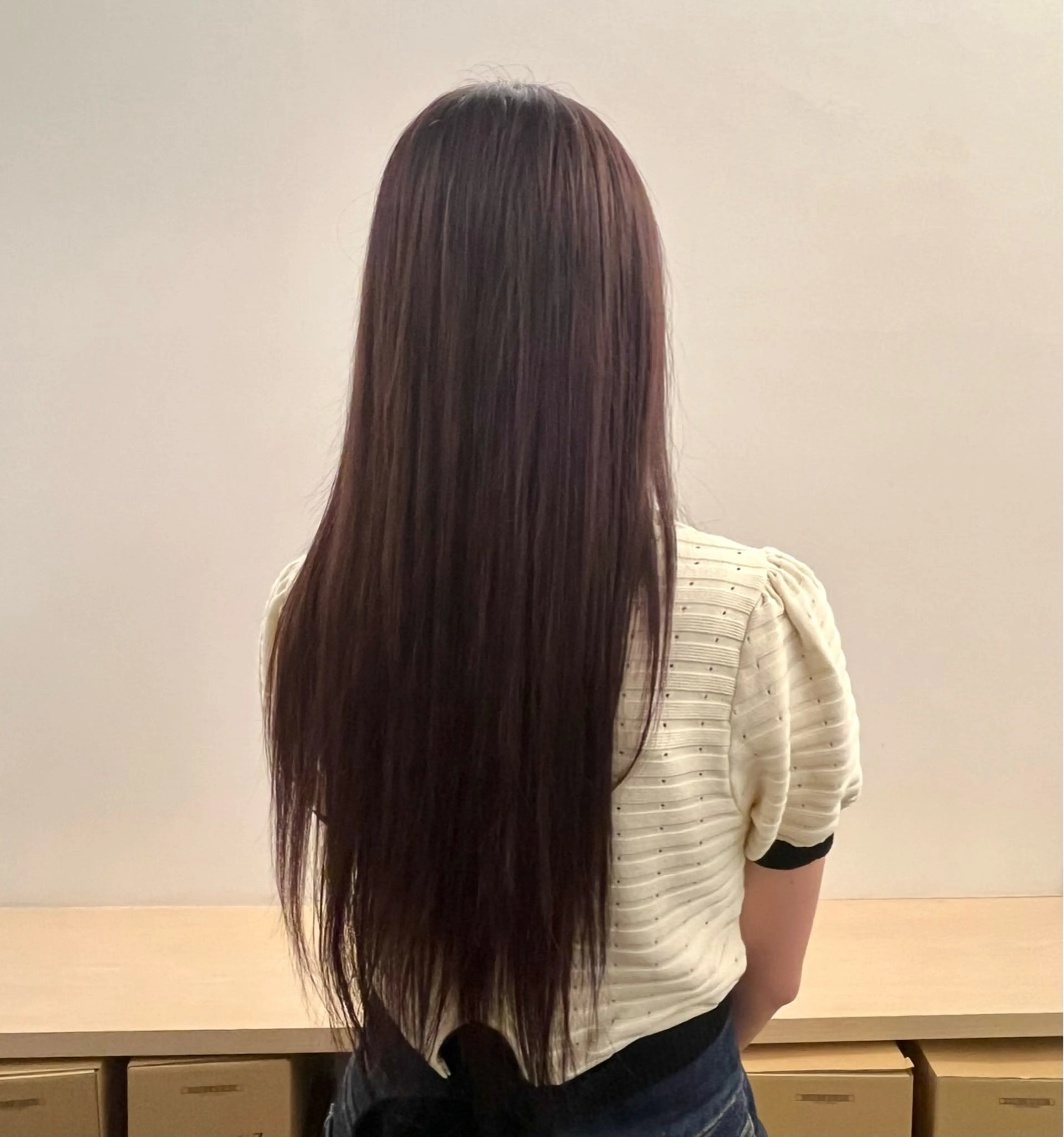 ロング カラー 小池 美空のヘアスタイル