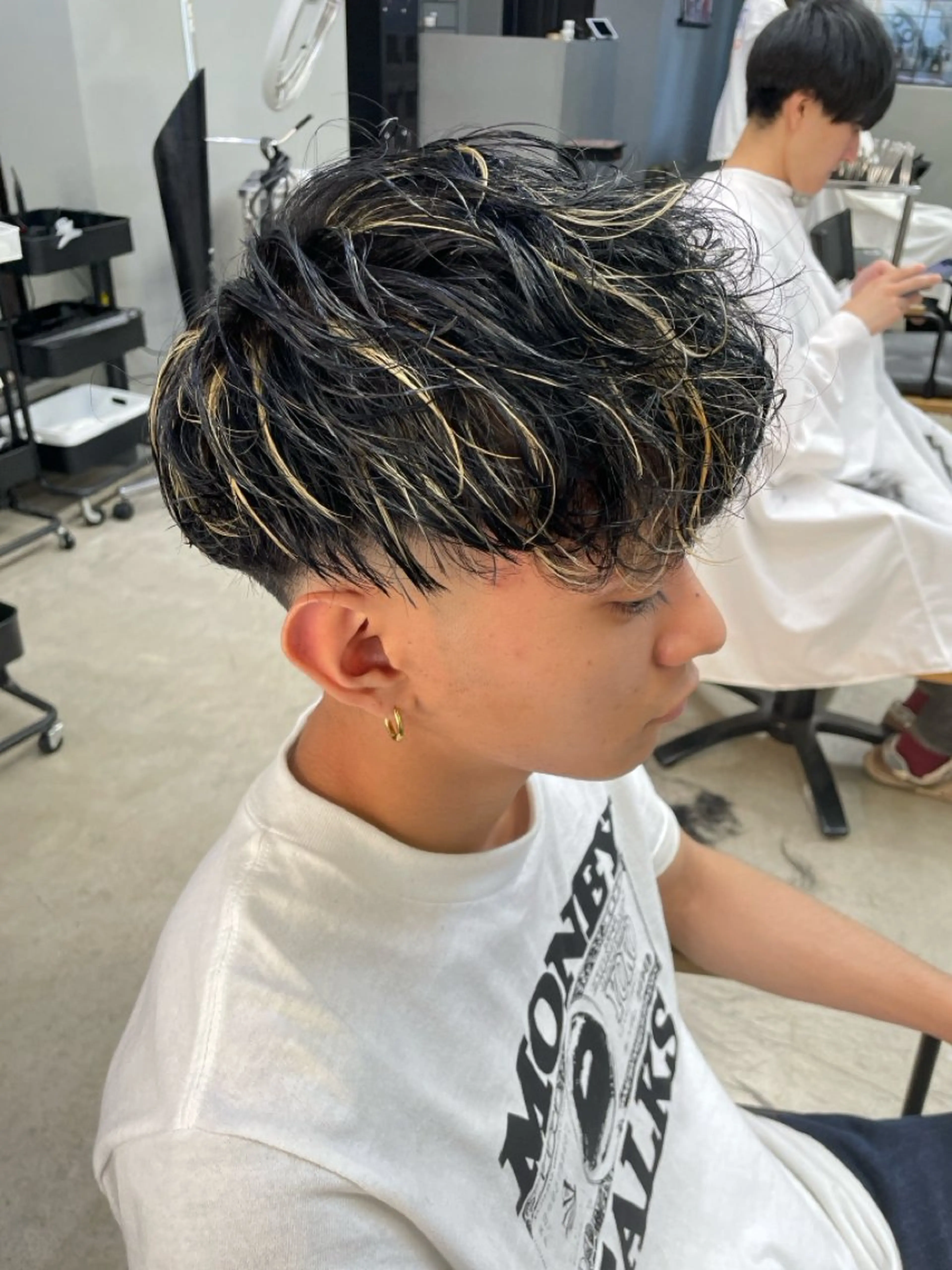 ショート カラー メンズ カット ヘアカラー メンズ専門サロン wokeのヘアスタイル