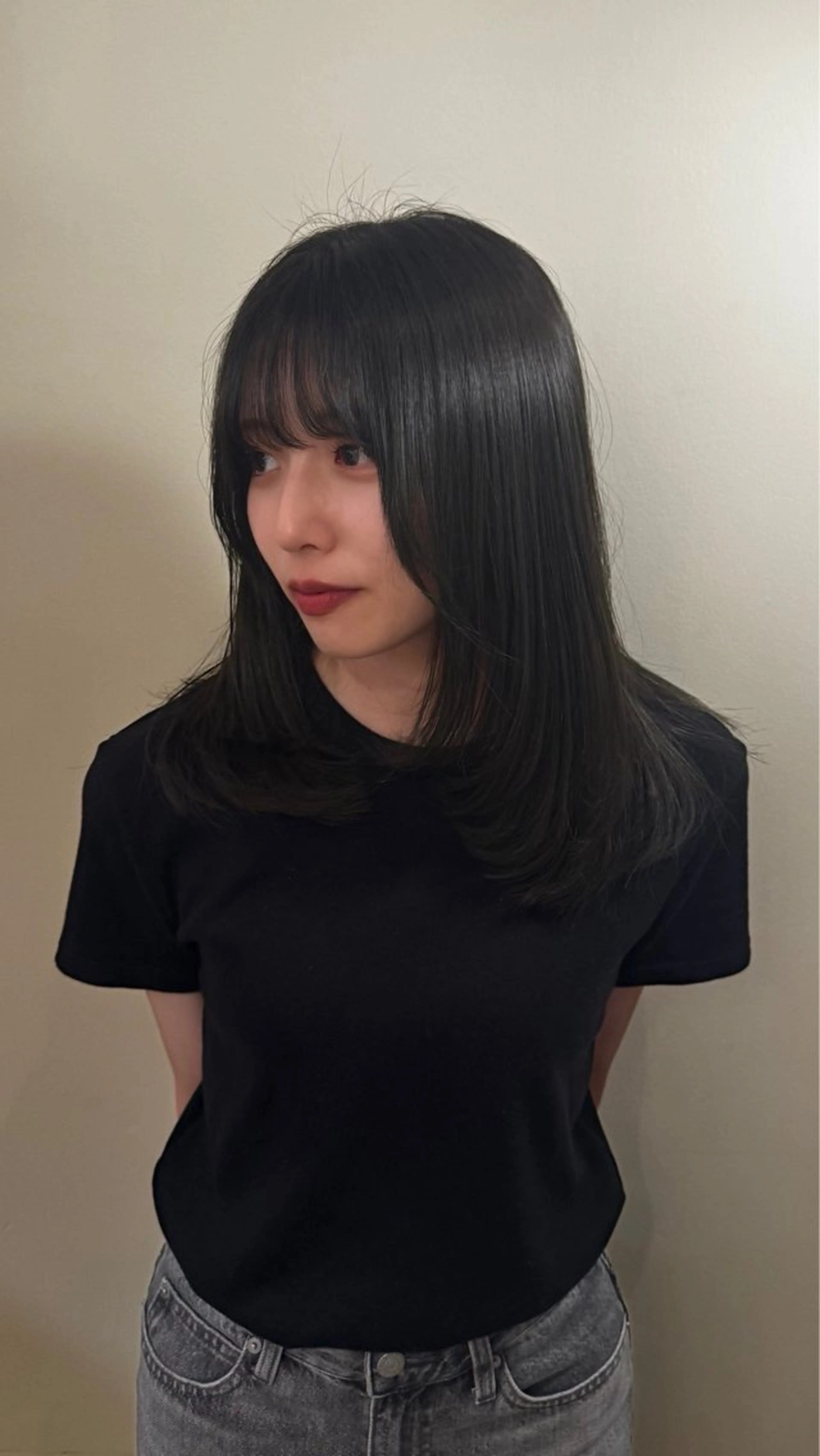 カラー ヘアカラー トリートメント ピエドプール NINAのヘアスタイル