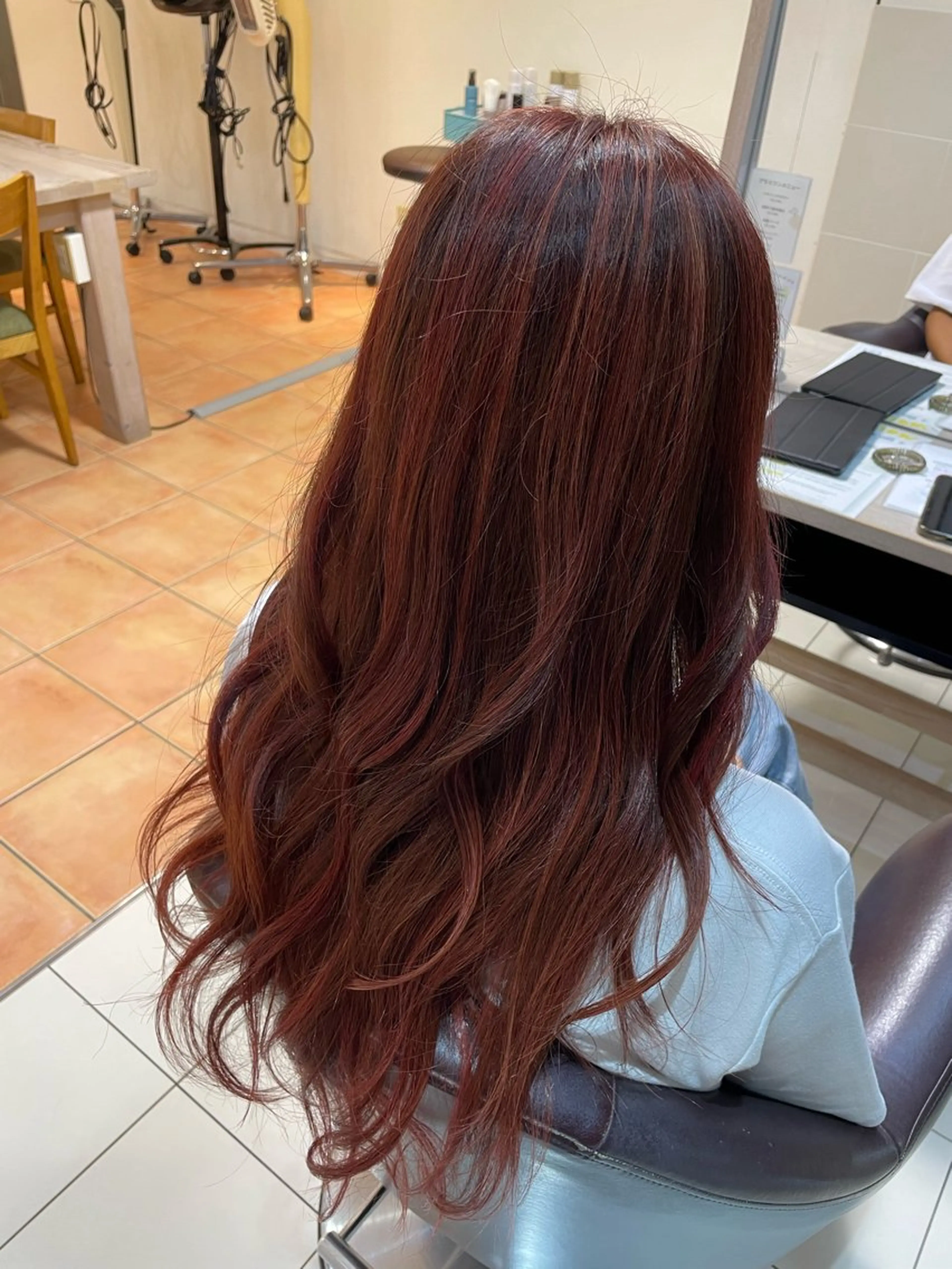 カラー ヘアカラー NA NAのヘアスタイル