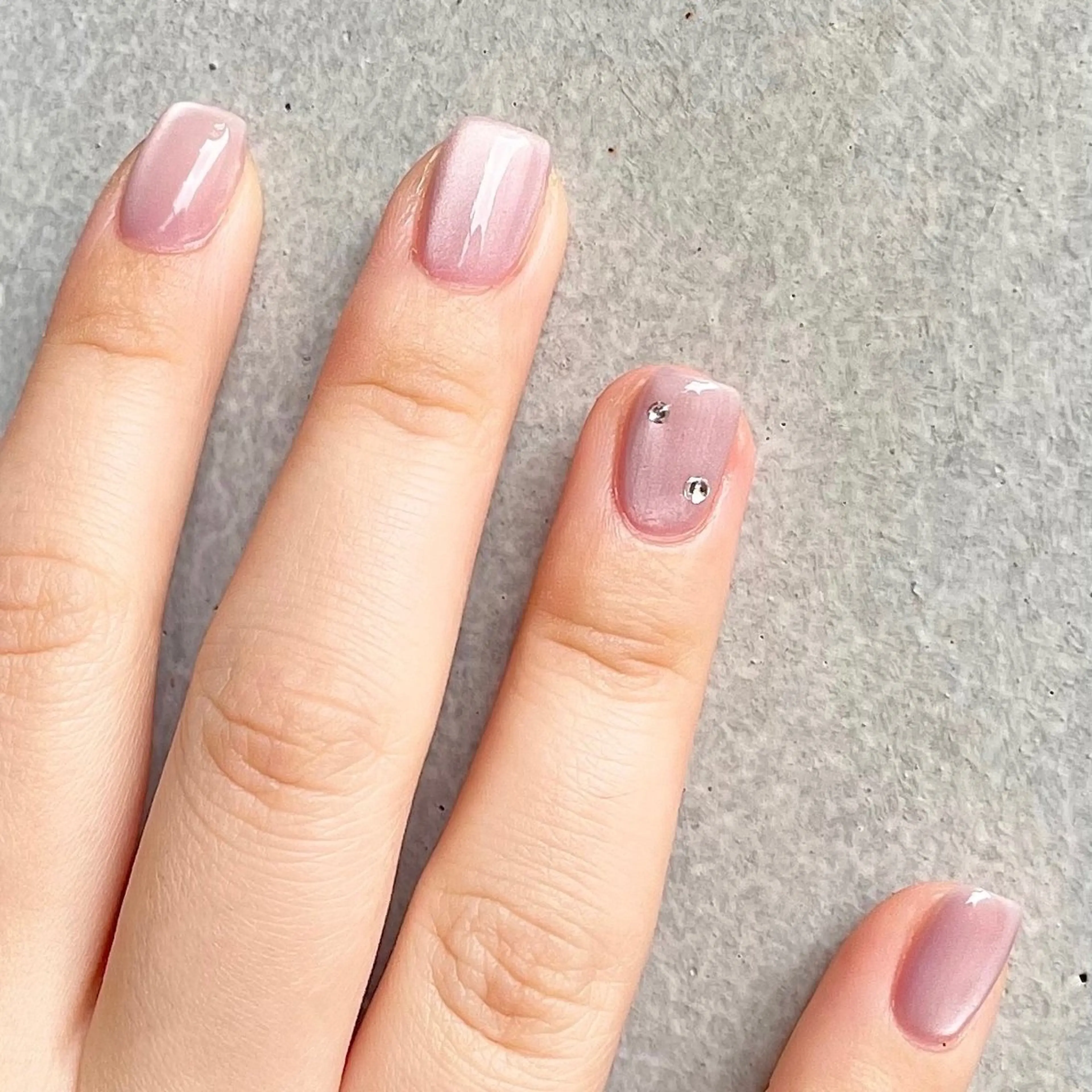 ネイル ブルー 氷ネイル・うるうるネイル ピンク amity personal nail salon所属・amity 🌿madokaのネイルデザイン