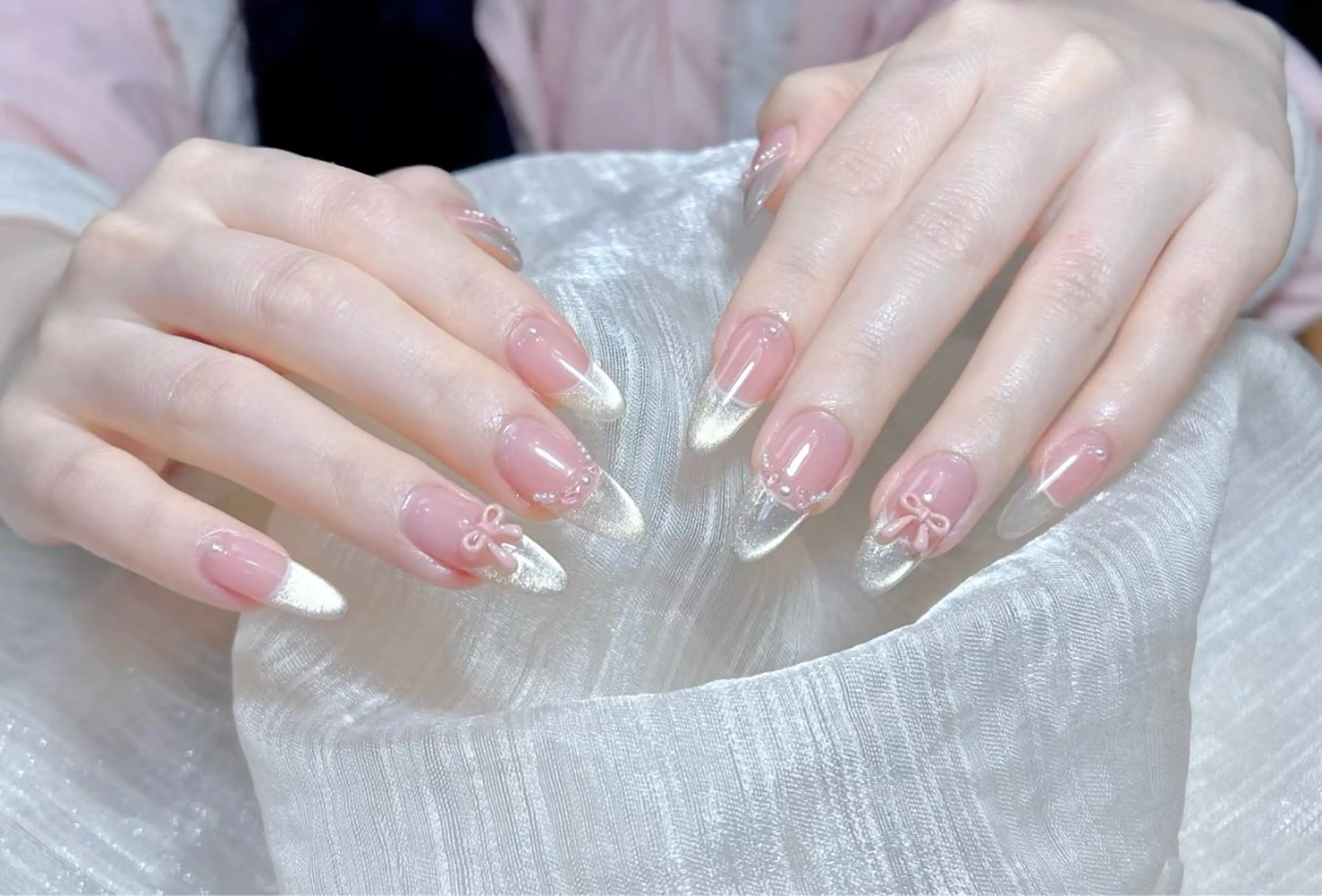 ネイル オーロラネイル チークネイル 長さ出し フレンチネイル ジェルネイル ハンドネイル Mimo beau ty   salonのネイルデザイン
