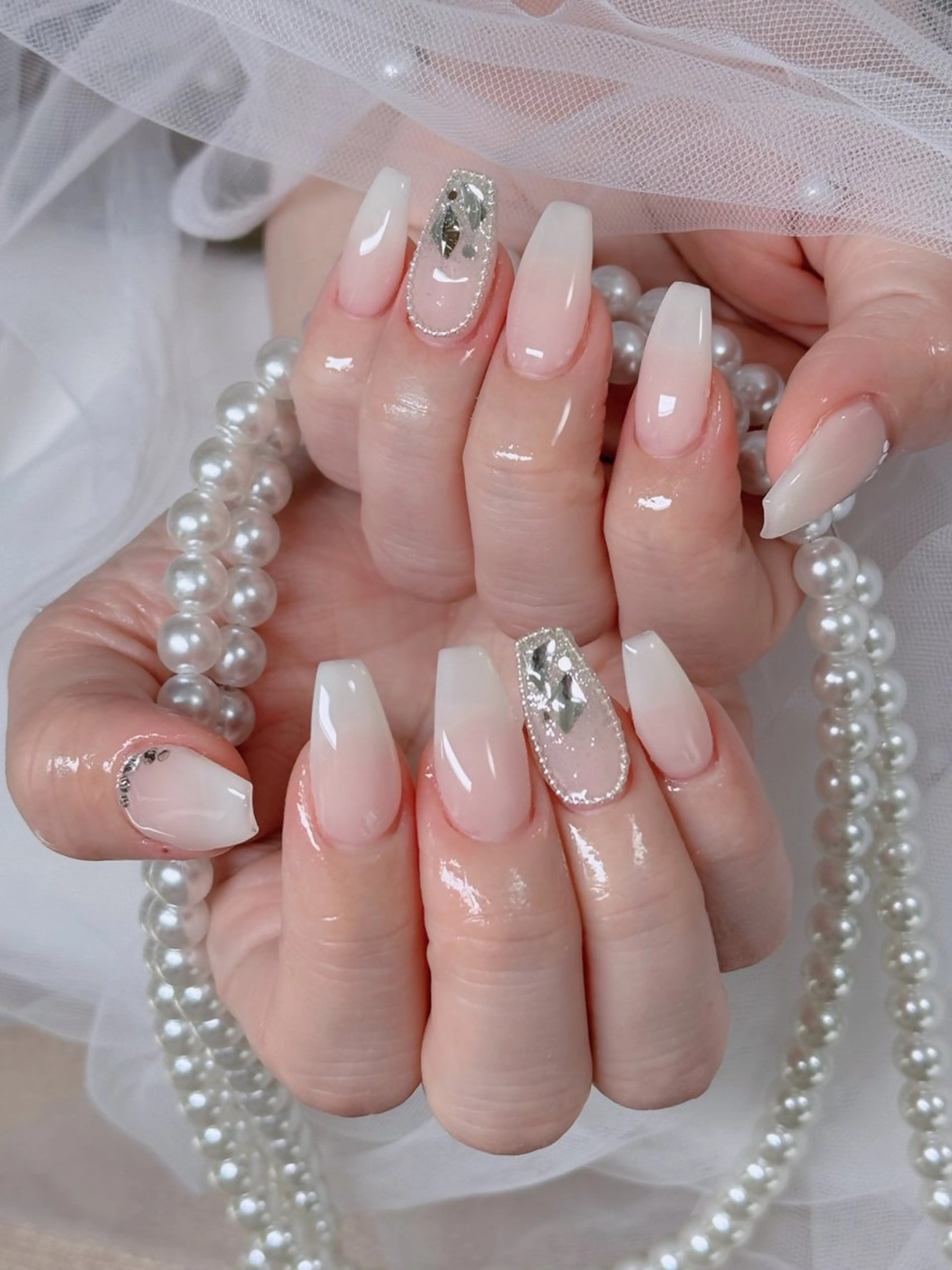 ネイル アートネイル 成人式 ジェルネイル ニュアンスネイル 夏ネイル ハンドネイル H.baby Nai Salon所属・neco H.babynailのネイルデザイン