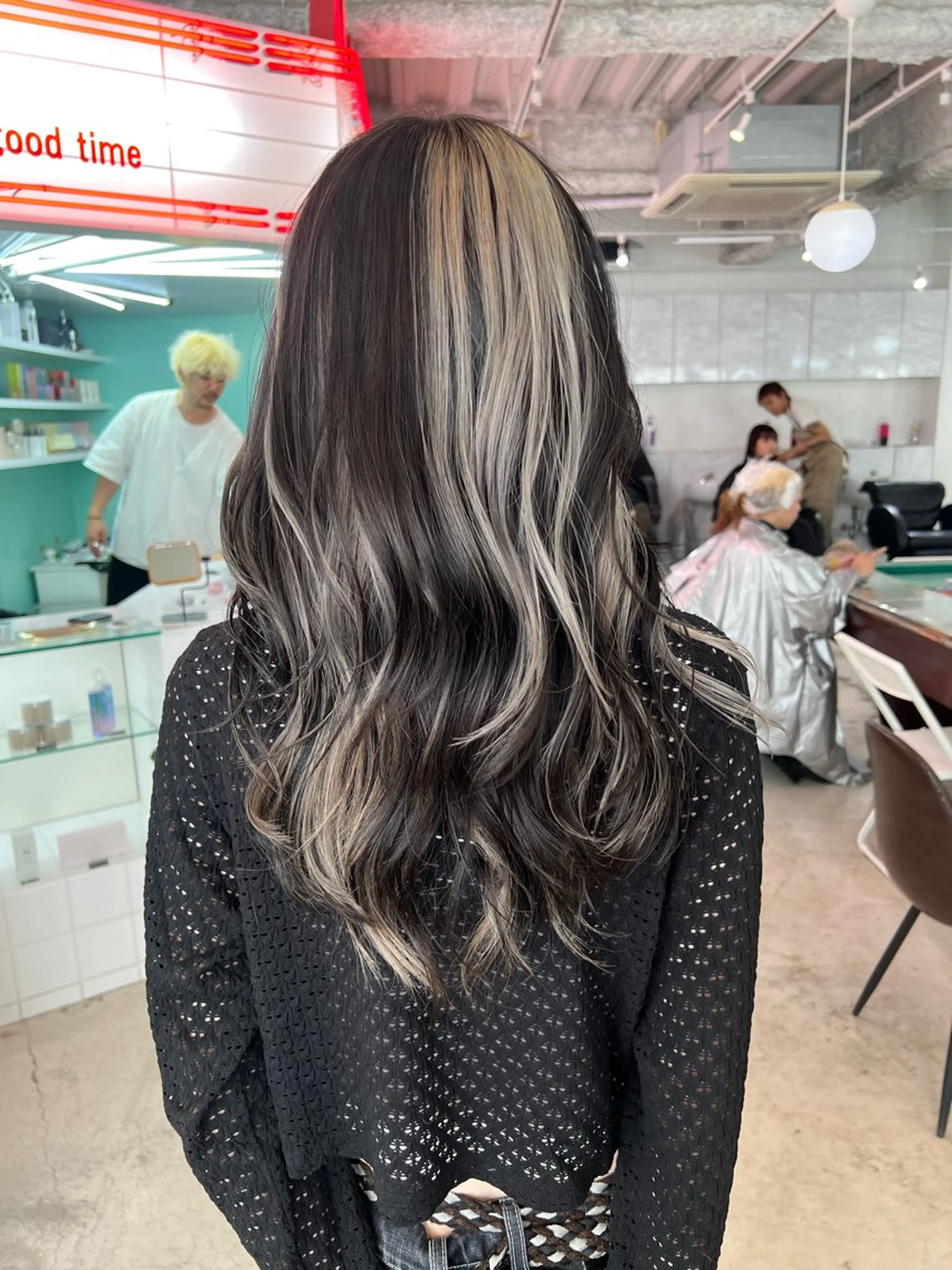 セミロング ヘアカラー トリートメント 💥ウルフカット デザインあんな💥のヘアスタイル