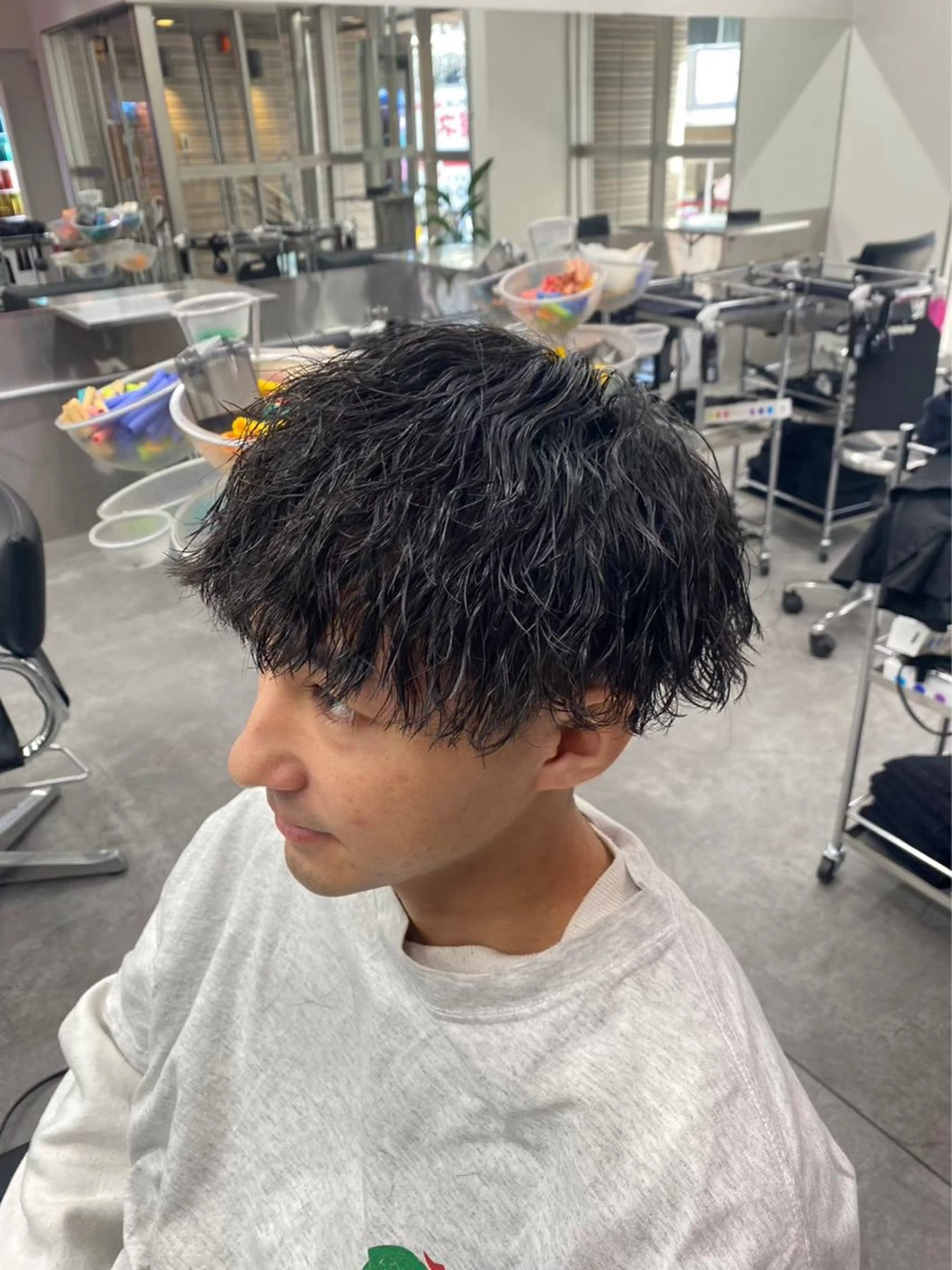 ショート パーマ メンズ カット パーマ ヘアセット 町田/波巻き/ シャドウ/メンズのヘアスタイル