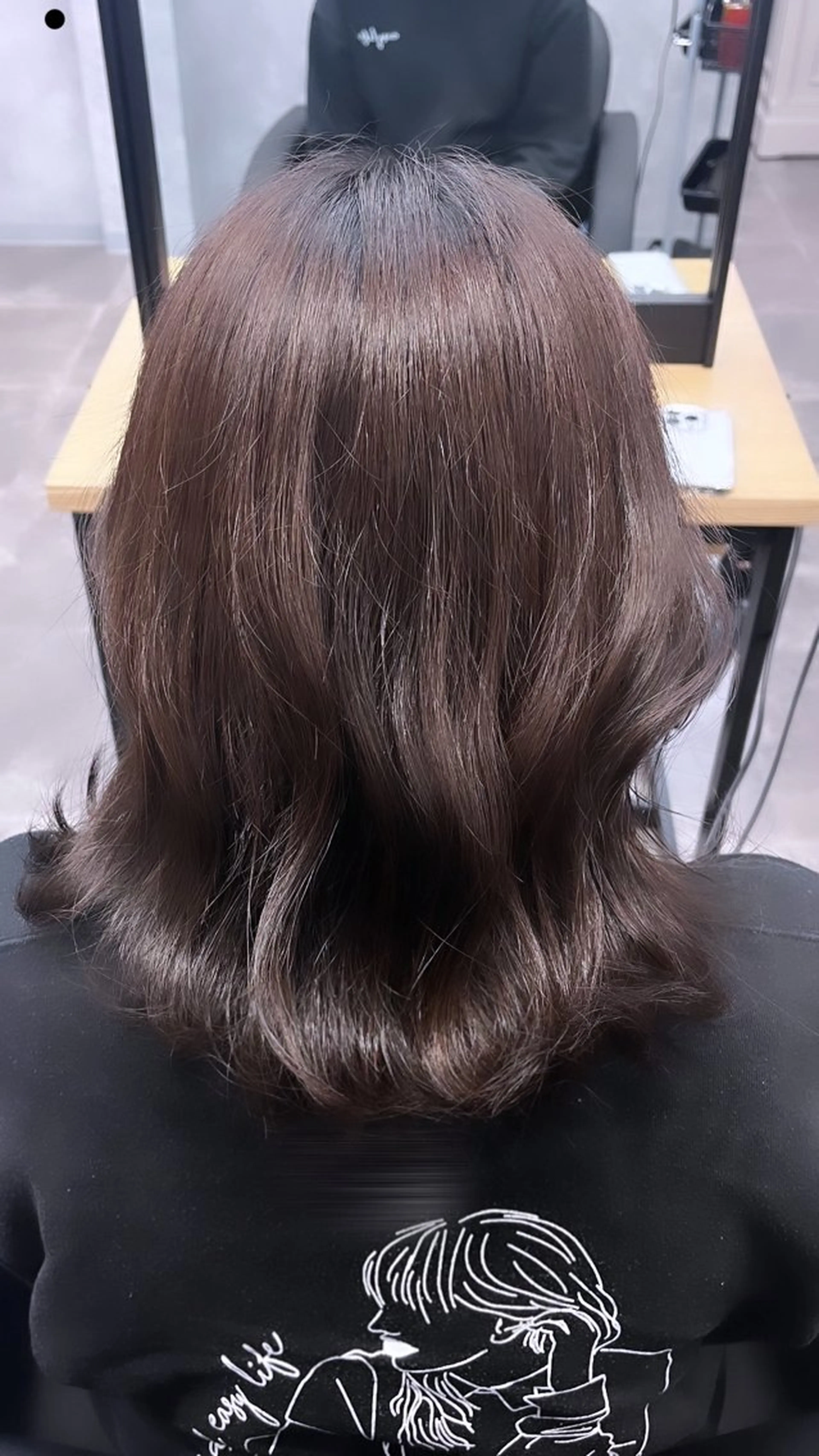 ミディアム カラー ブラウンカラー ダークブラウン オリーブブラウン ピンクカラー ピンクブラウン ヘアカラー トリートメント 熊谷 有紗のヘアスタイル