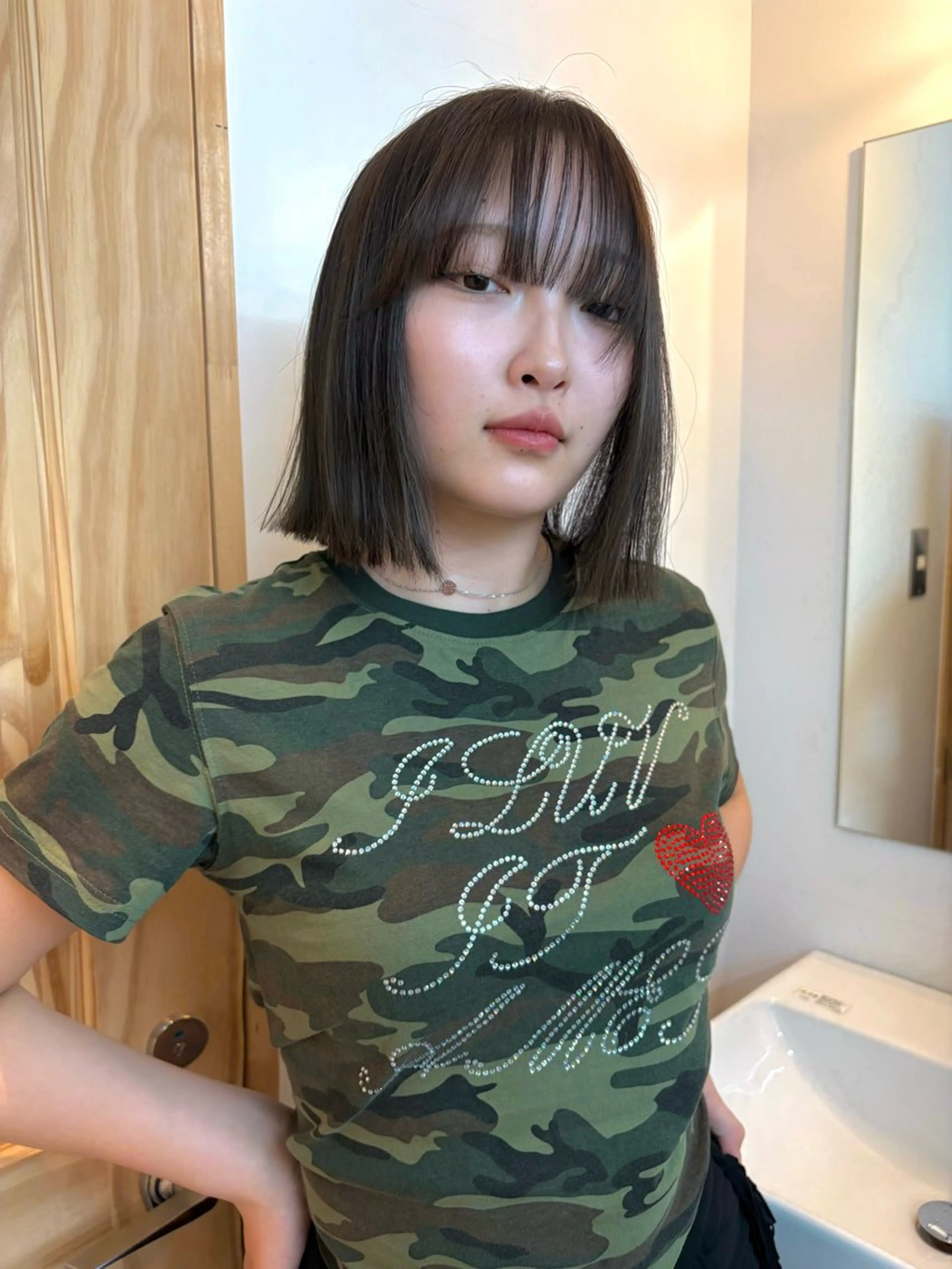 ショート ボブ レイヤーカット カット ヘアカラー トリートメント Fev YUZUのヘアスタイル