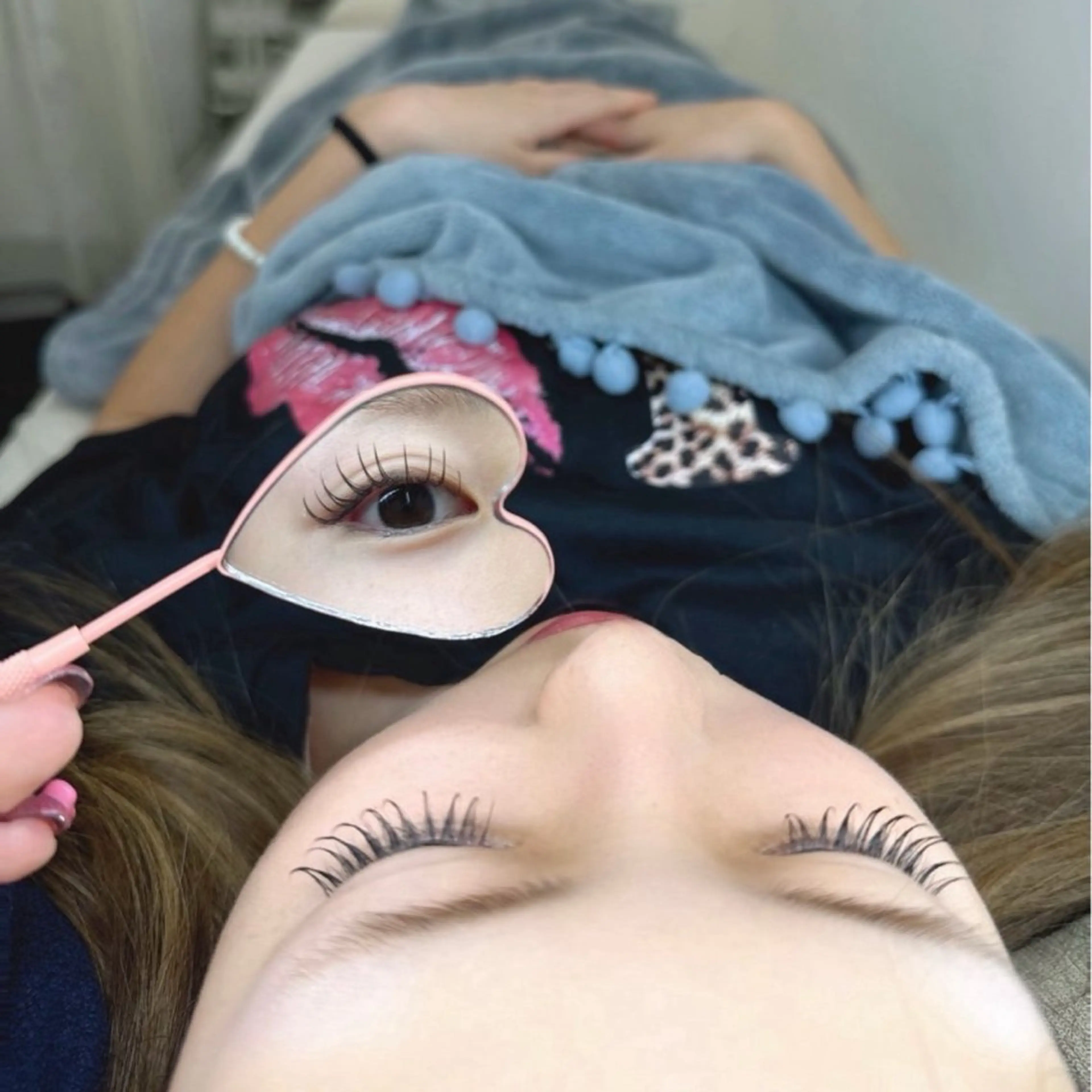 【マツエク】フラットラッシュ140本🎀(高級コ－ティング付き🫧の写真