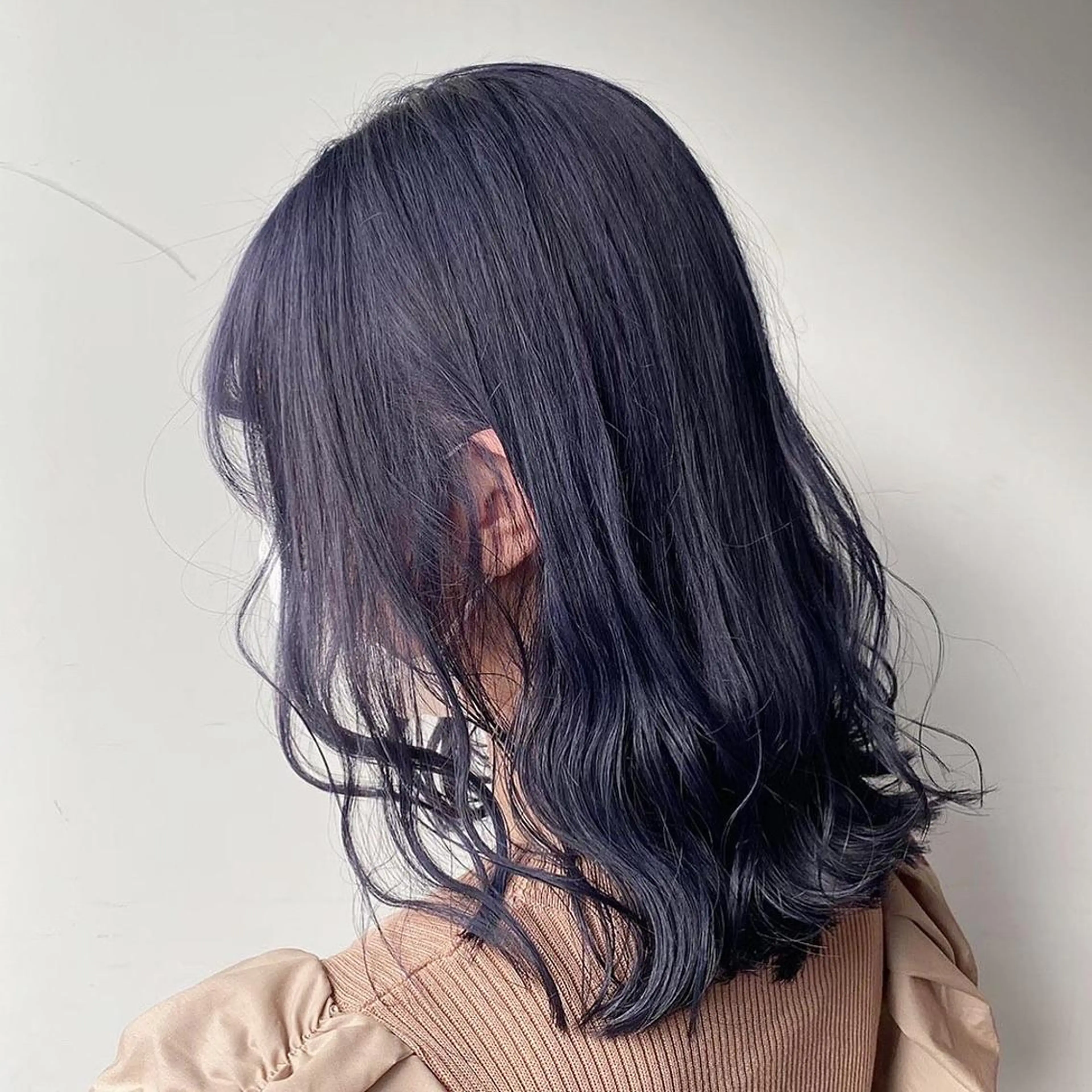 セミロング 透明感ラベンダー💗 SHOのヘアスタイル