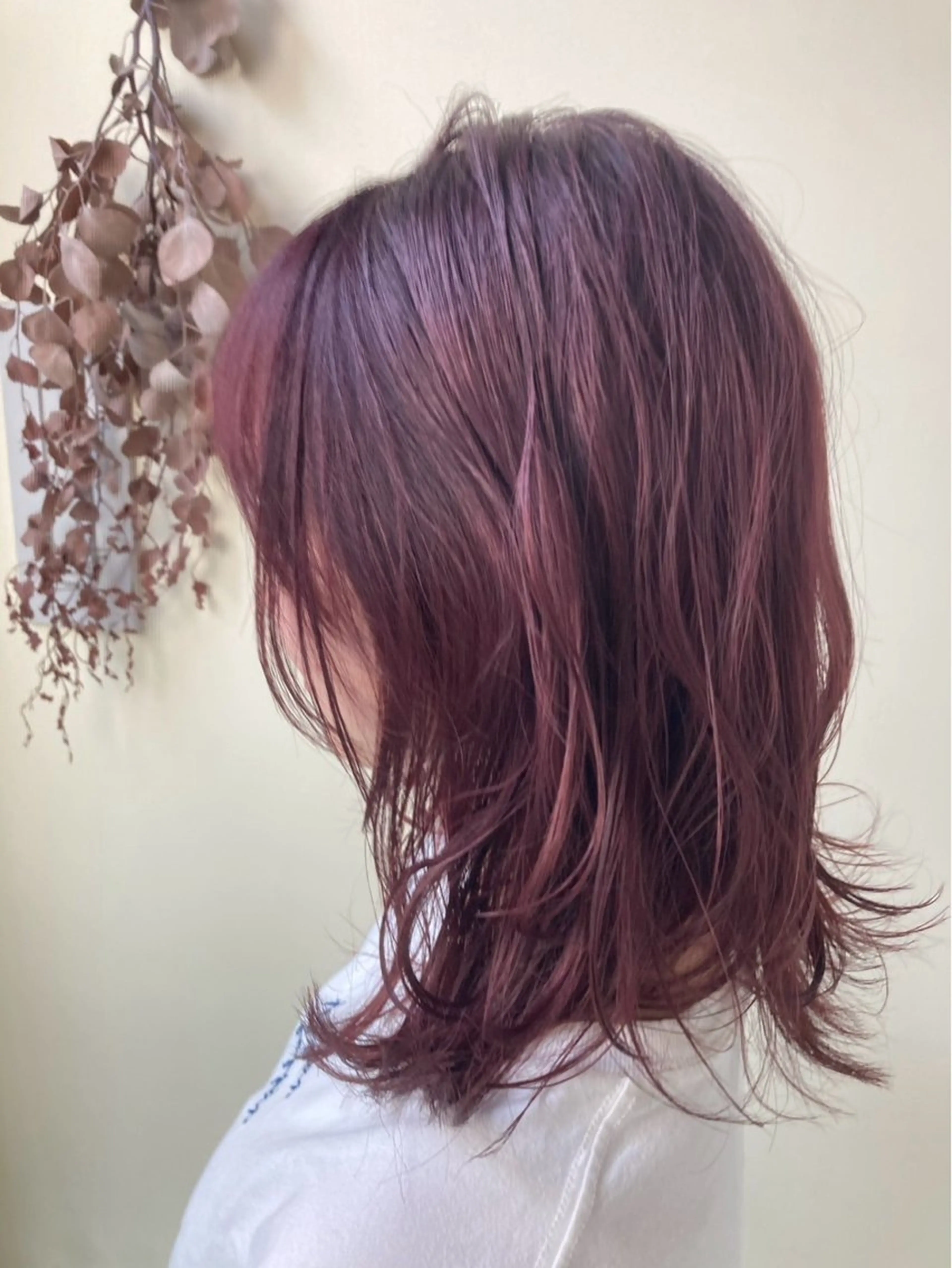 セミロング ヘアカラー 柿木 笑華のヘアスタイル