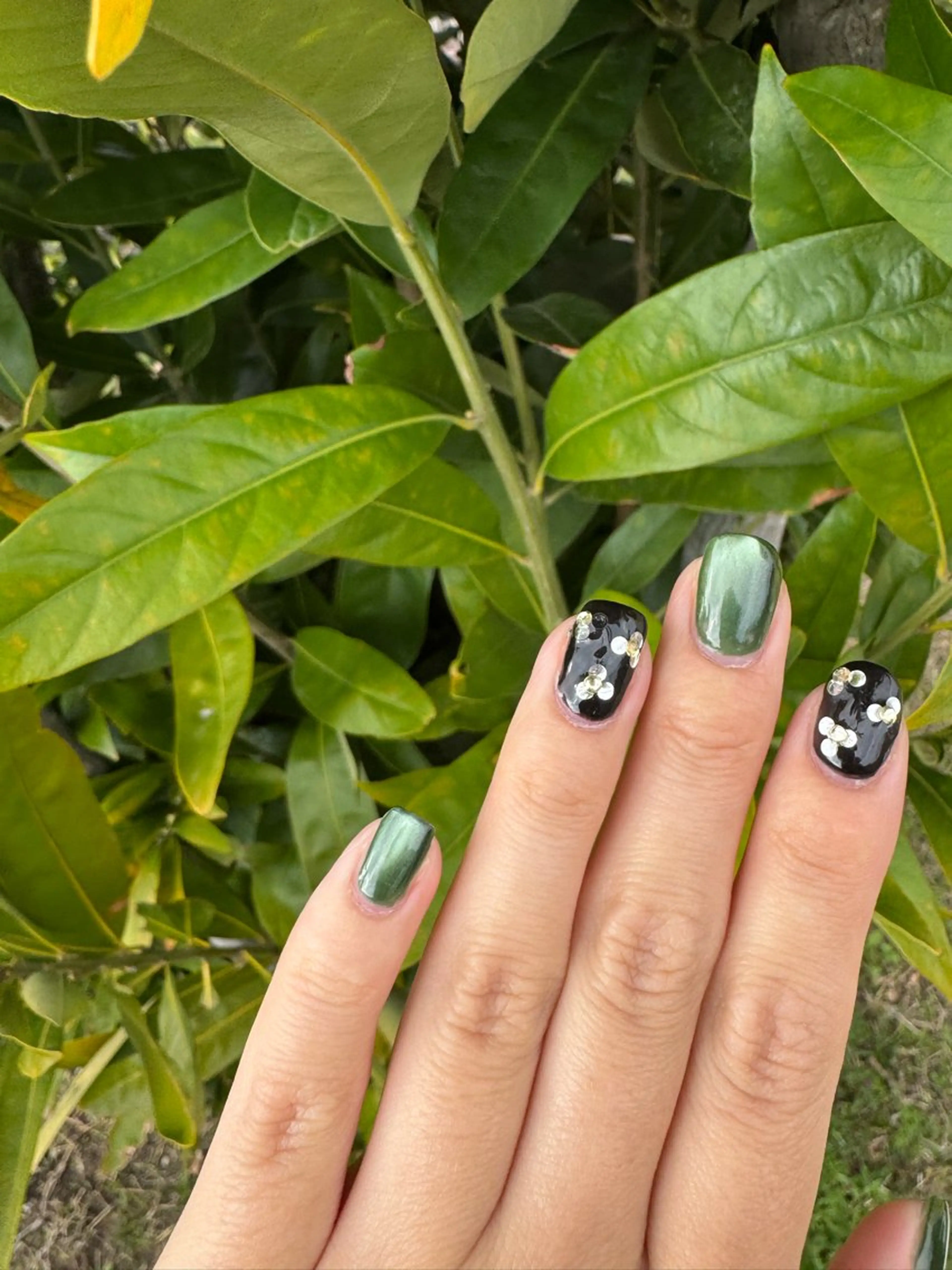 ネイル foz.luce所属・新宿 HIKARIのネイルデザイン