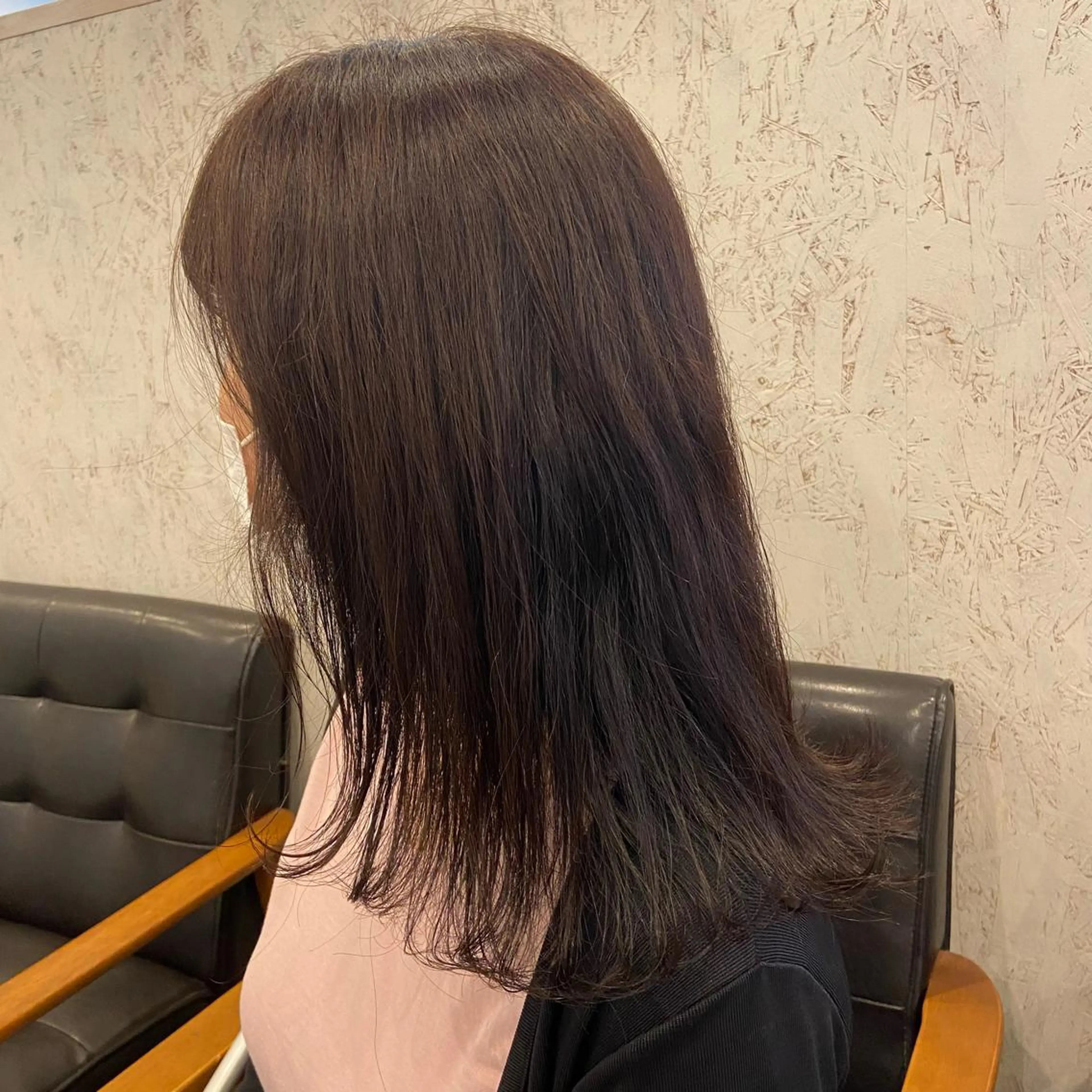 セミロング カラー 松本 玲菜のヘアスタイル