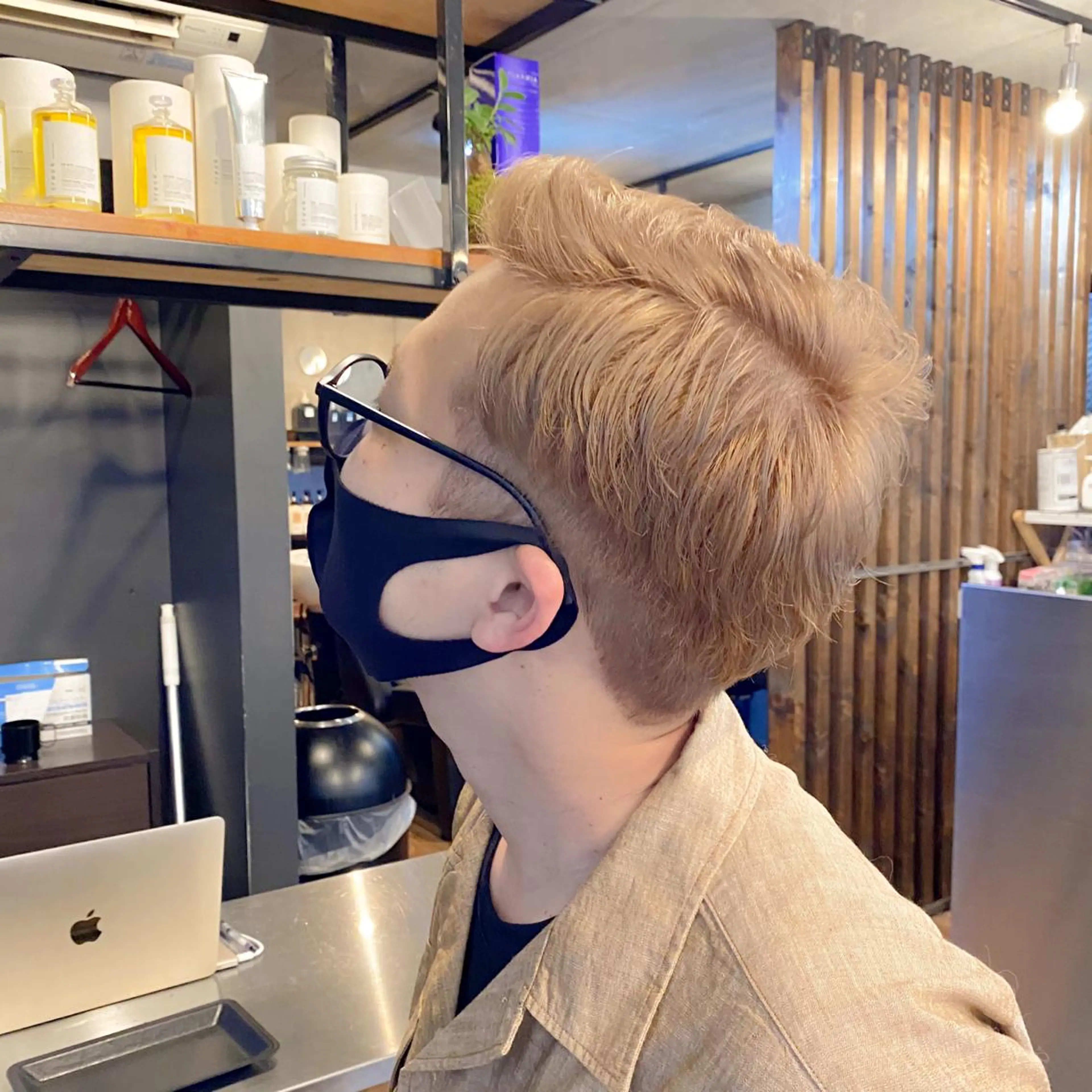 ショート カラー メンズ ヘアカラー トリートメント ヘッドスパ ヘアセット 艶髪ブリーチ 永井竜也のヘアスタイル