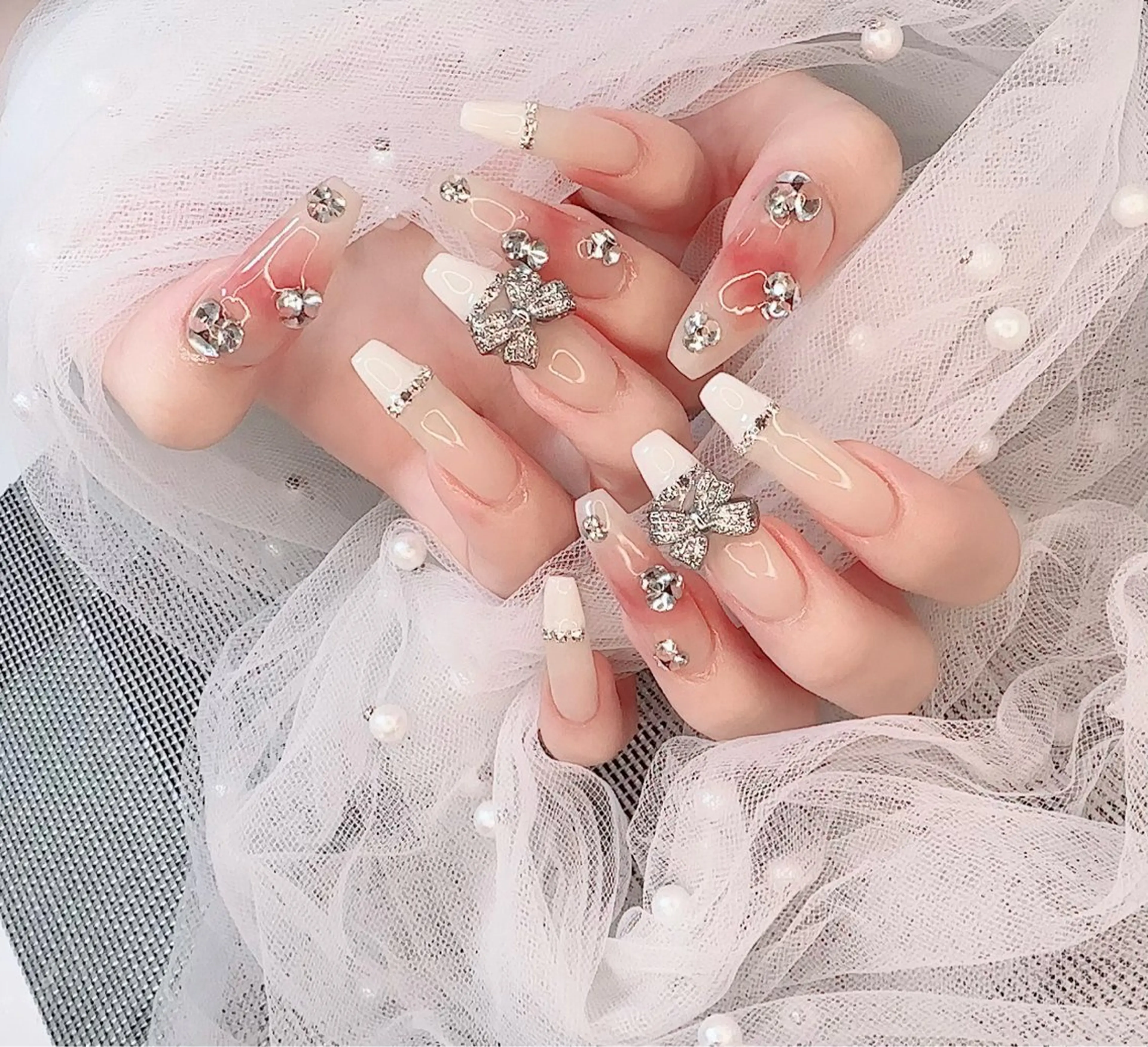 ネイル R nailsalon所属・R salonのネイルデザイン