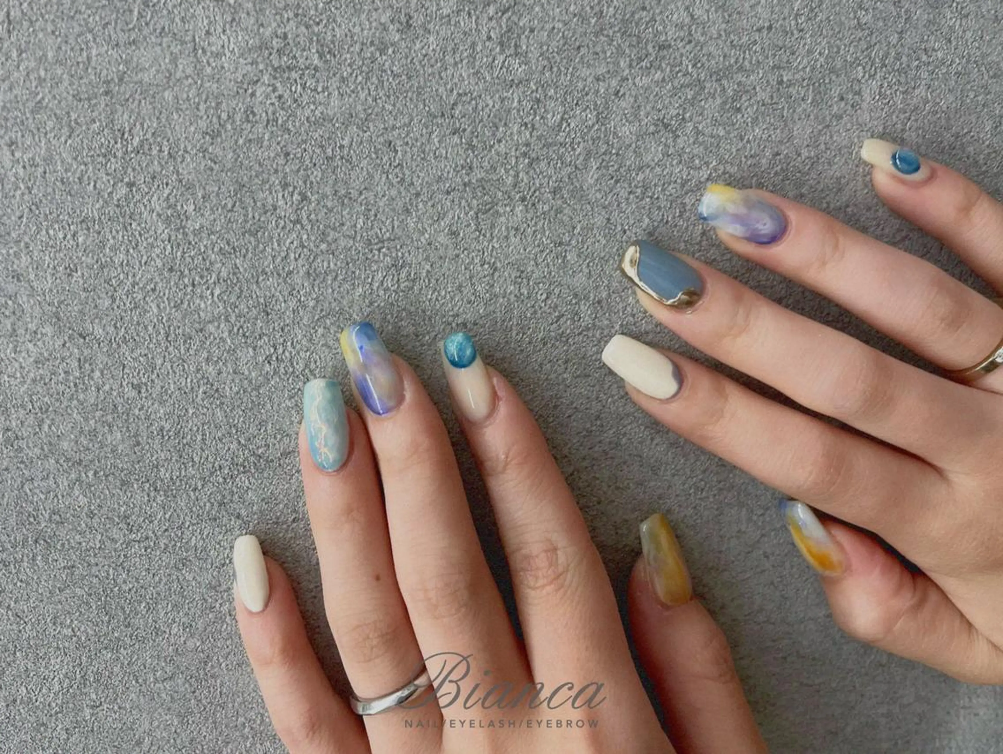 ネイル ジェルネイル ニュアンスネイル ワンカラーネイル パラジェル 冬ネイル Bianca TANAKAのネイルデザイン