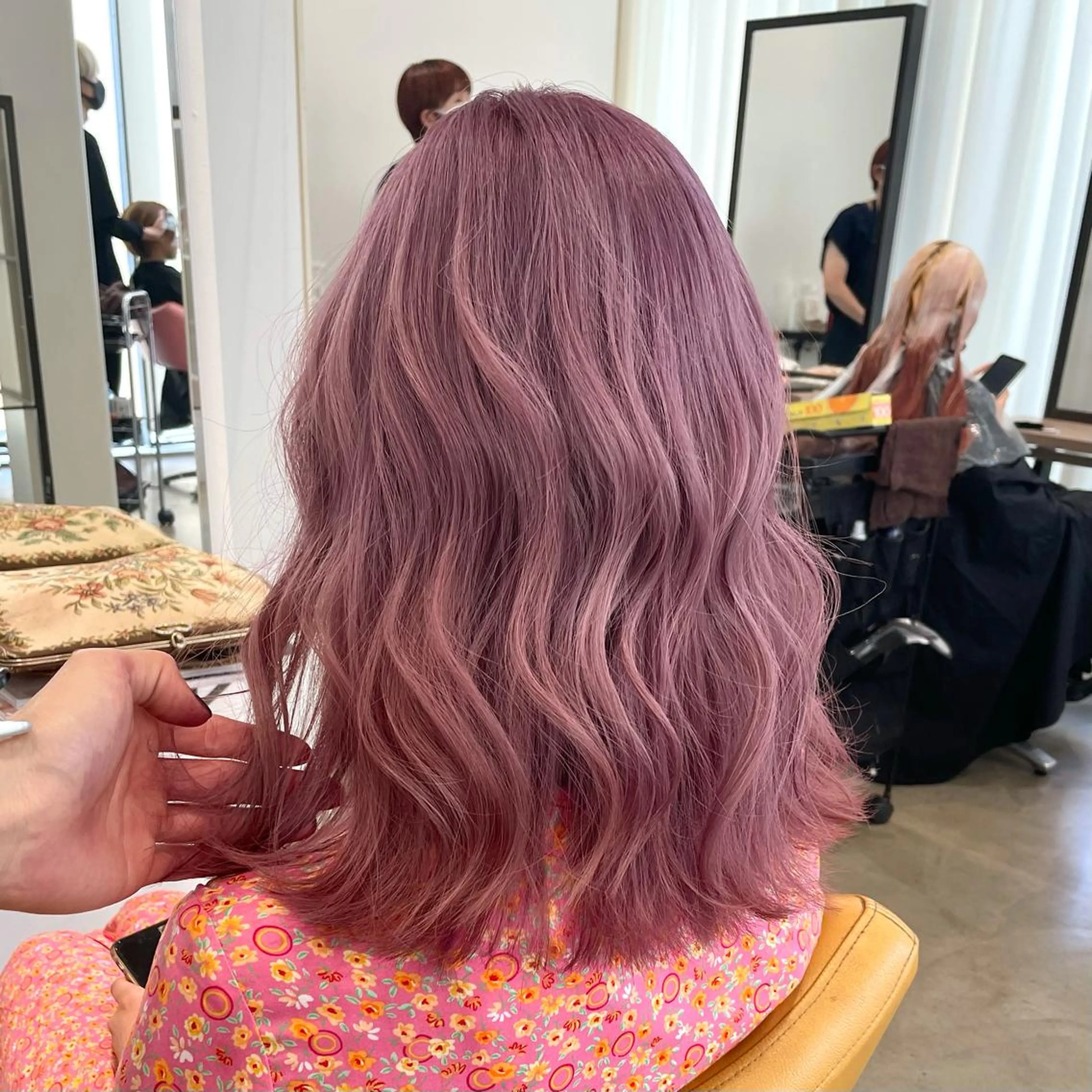 ロング カラー ヘアアレンジ ヘアカラー トリートメント ヘアセット 🧸ハイトーン🧸 ゆっきー🧸のヘアスタイル