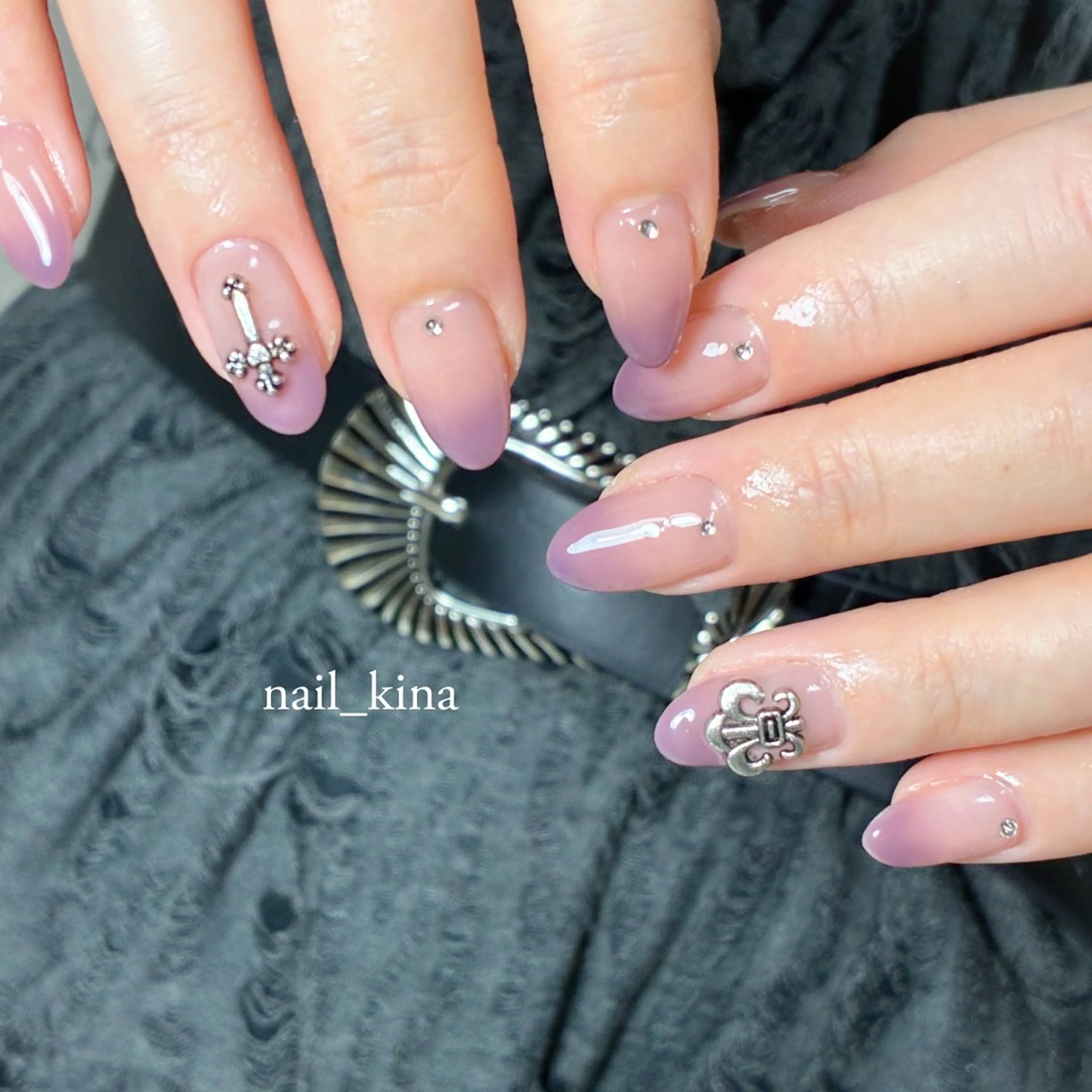 ネイル グラデーション ハンドネイル nail_ kinaのネイルデザイン