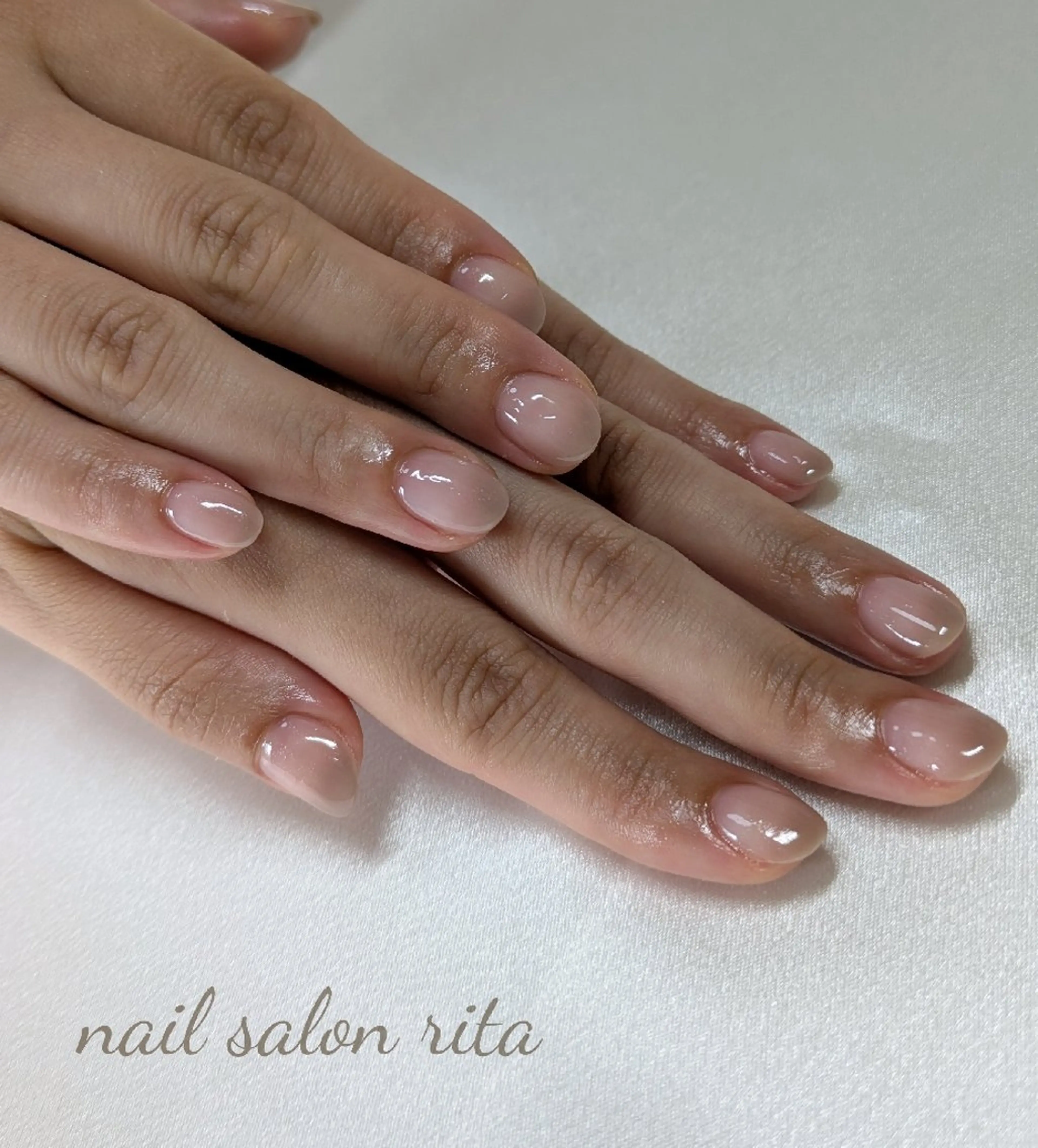 ネイル ハンドネイル nail salon rita所属・柴田 理紗のネイルデザイン