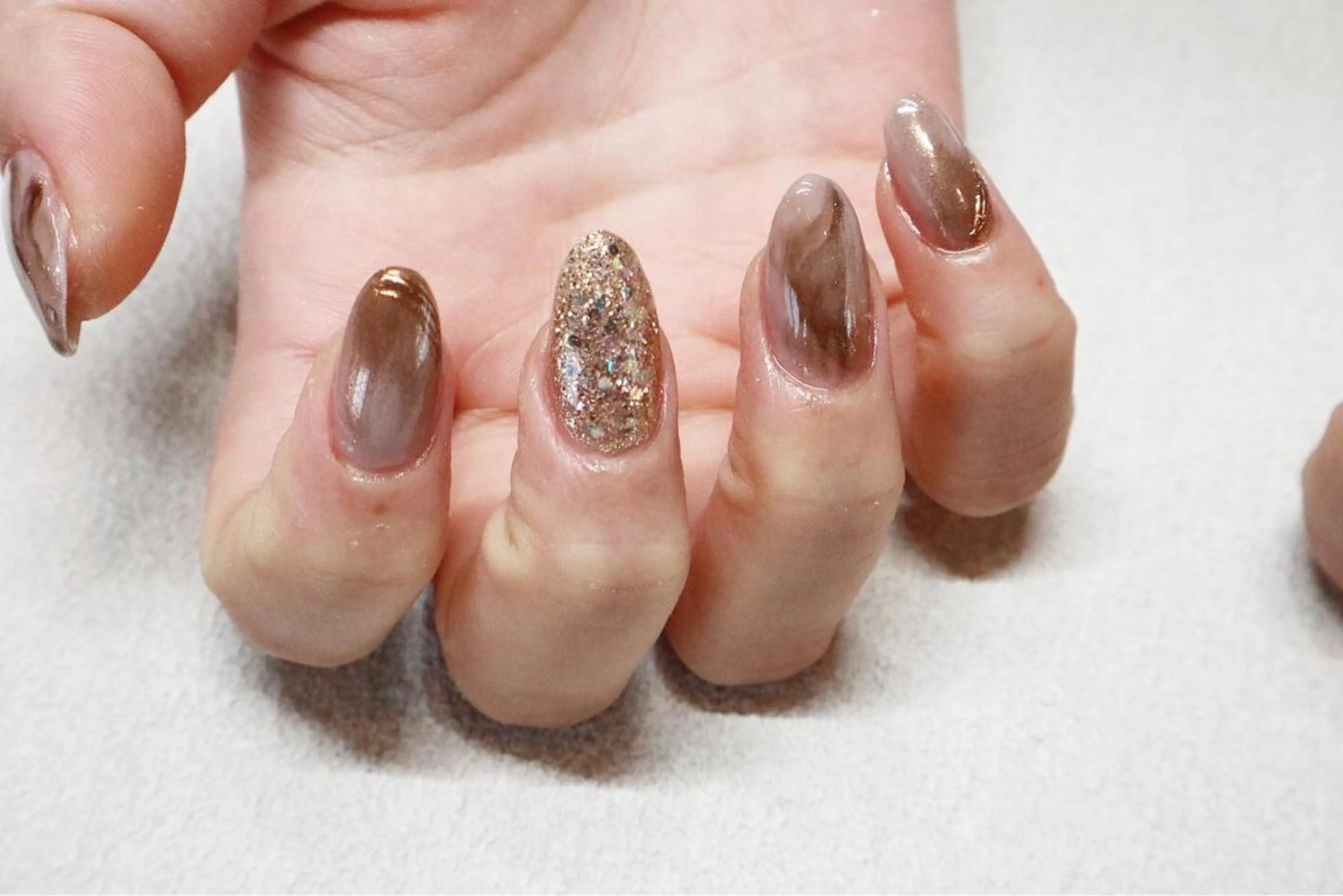 ネイル ハンドネイル 小河 仁美のネイルデザイン