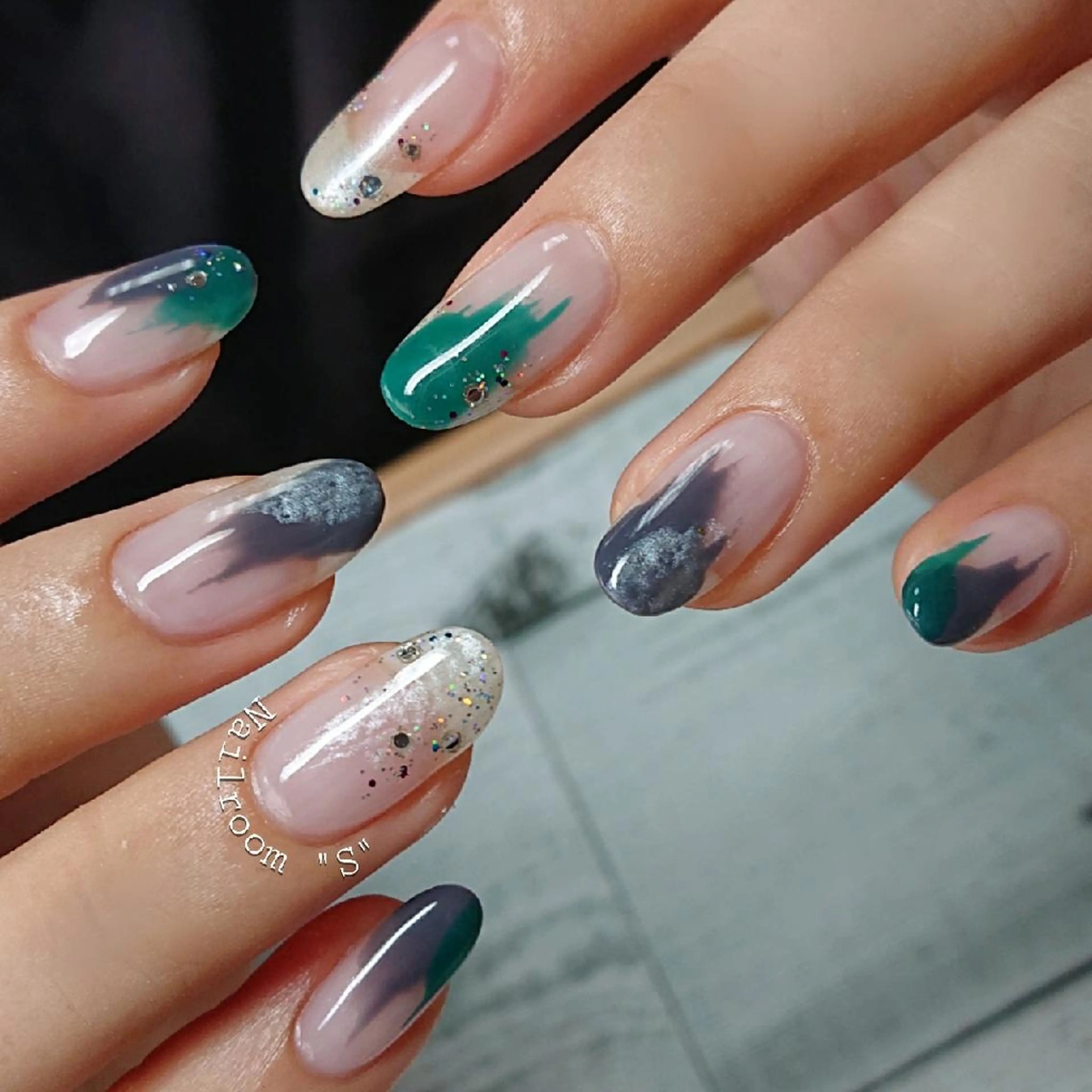 ネイル アートネイル シンプルネイル Nail room  "S"  SAKAIのネイルデザイン
