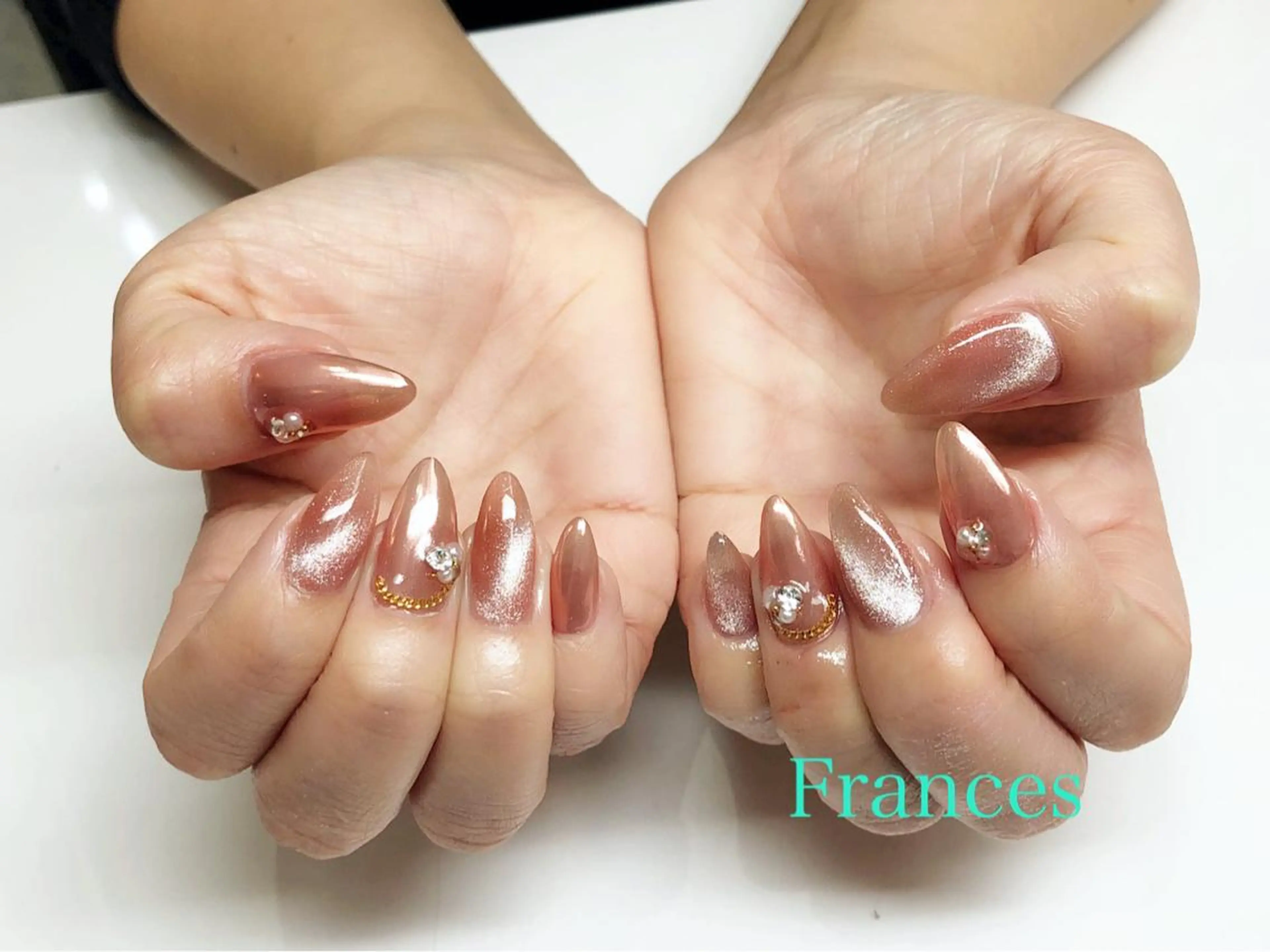 ネイル マグネットネイル ハンドネイル Frances 今村のネイルデザイン