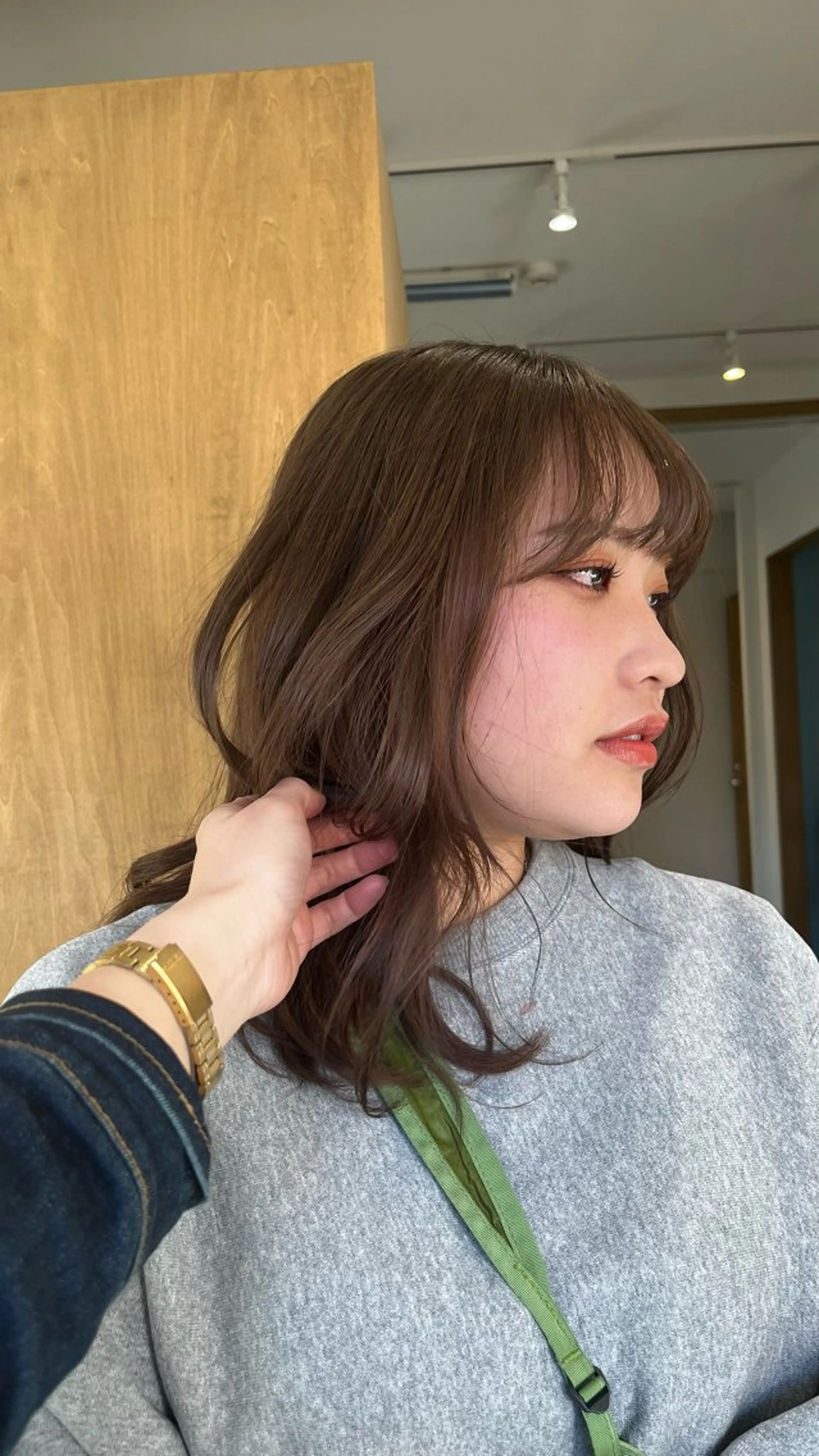 ミディアム カラー ベージュカラー YUI／透明感カラー /レイヤーカット🦢のヘアスタイル