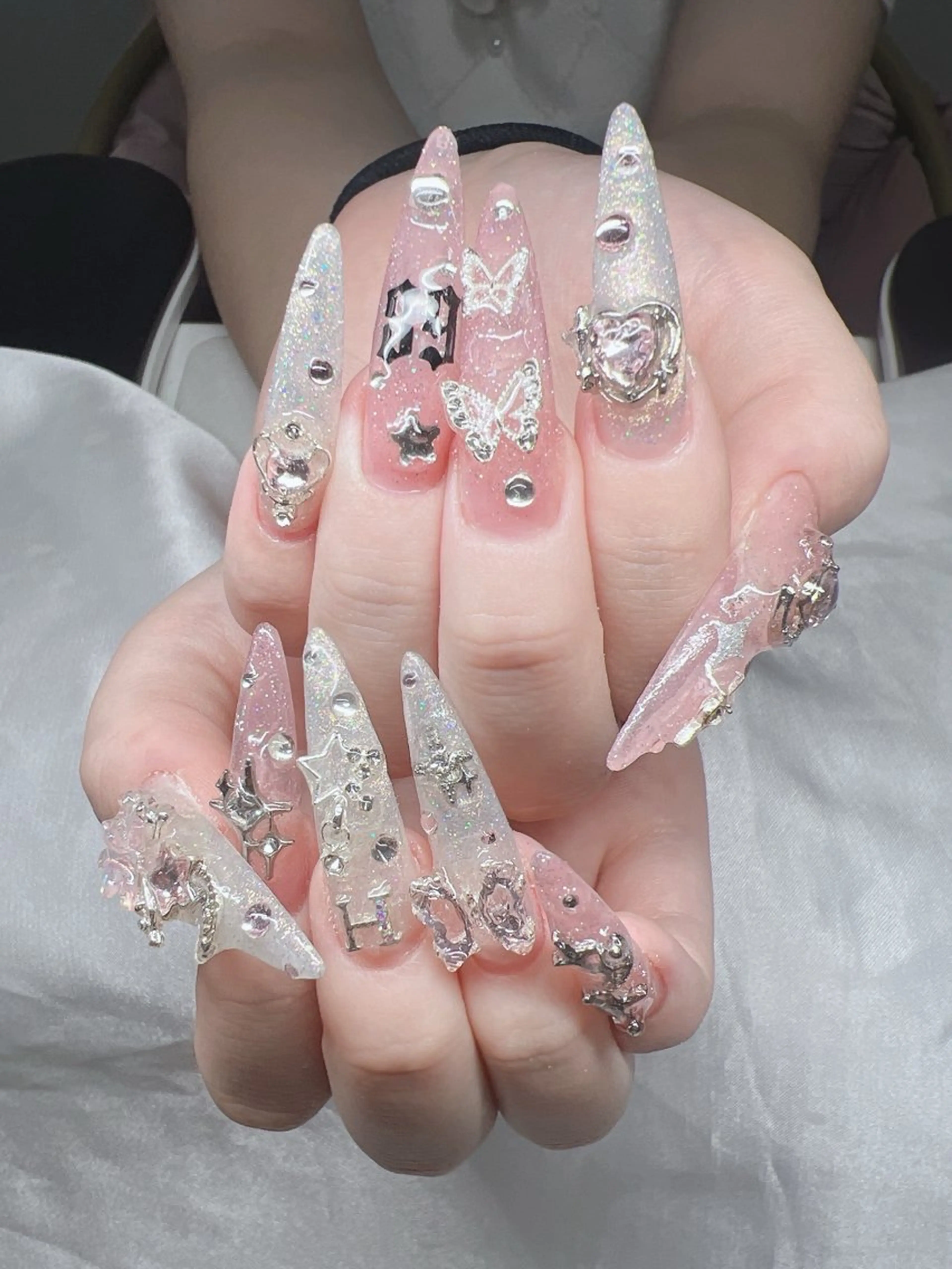 ネイル 長さ出し グラデーション キラキラネイル マグネットネイル ニュアンスネイル Lee Nails チップ長さだし専門店のネイルデザイン