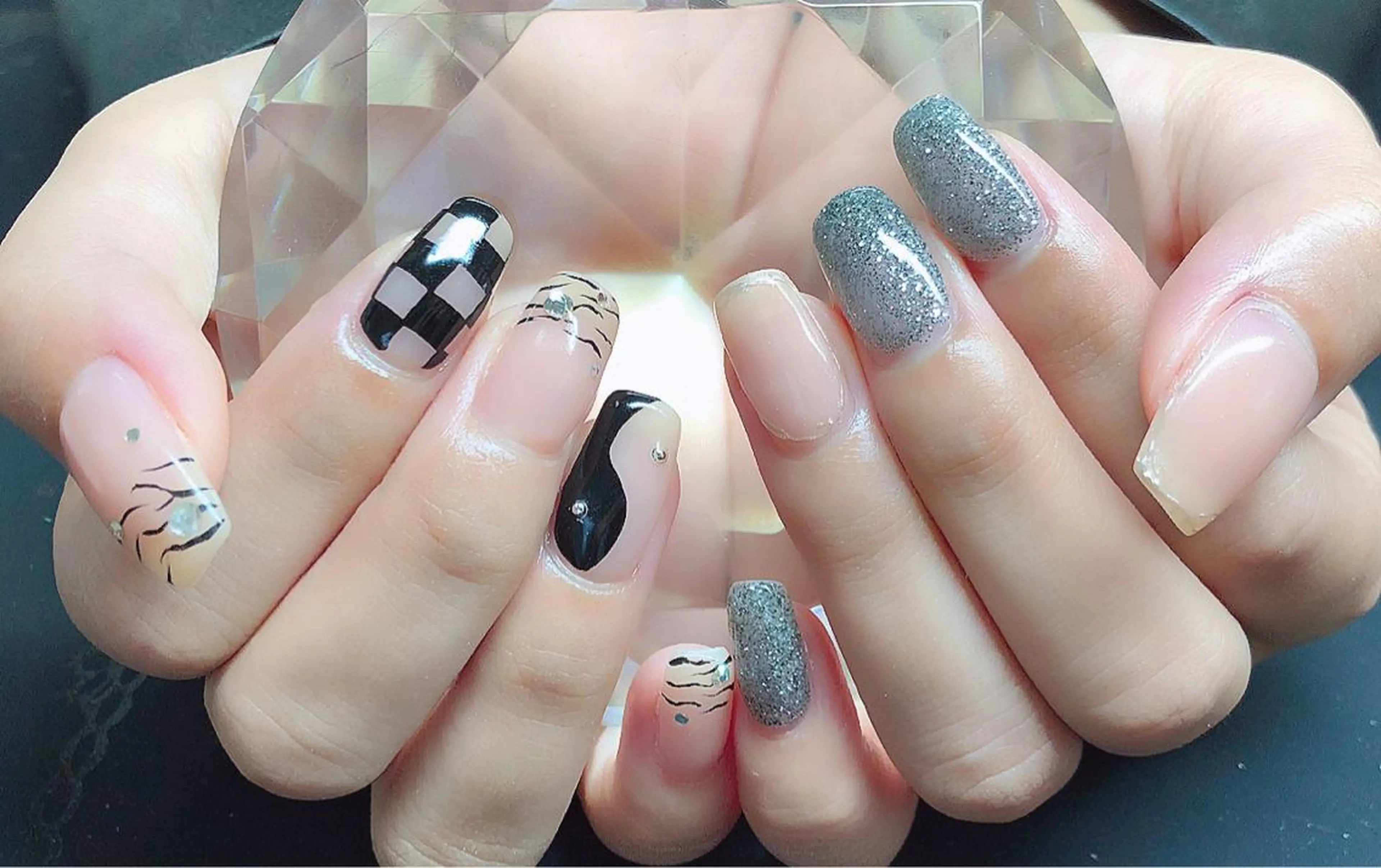 ネイル N.CHLOE 永島のネイルデザイン