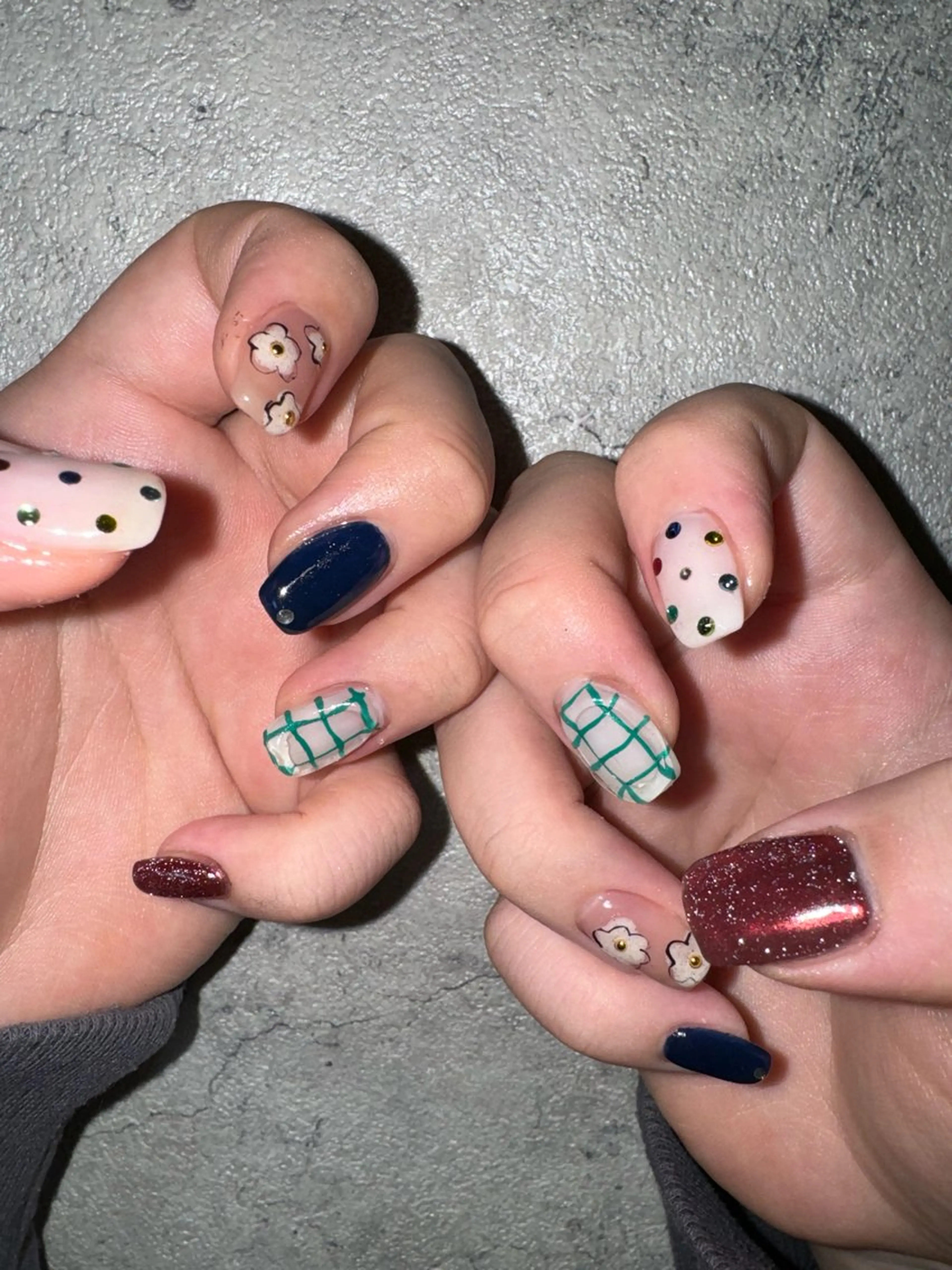 ネイル フラッシュネイル ジェルネイル 持ち込み ニュアンスネイル パラジェル ハンドネイル flowers nailのネイルデザイン