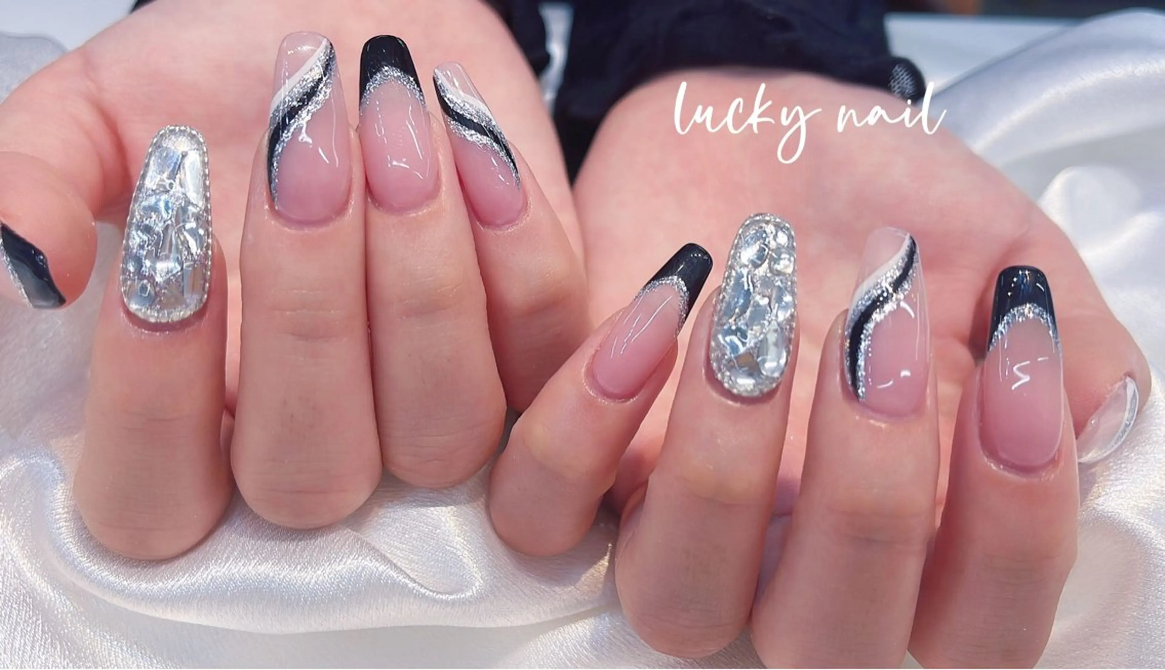 ネイル チークネイル 長さ出し ジェルネイル マグネットネイル 持ち込み Lucky nail  小林和希のネイルデザイン