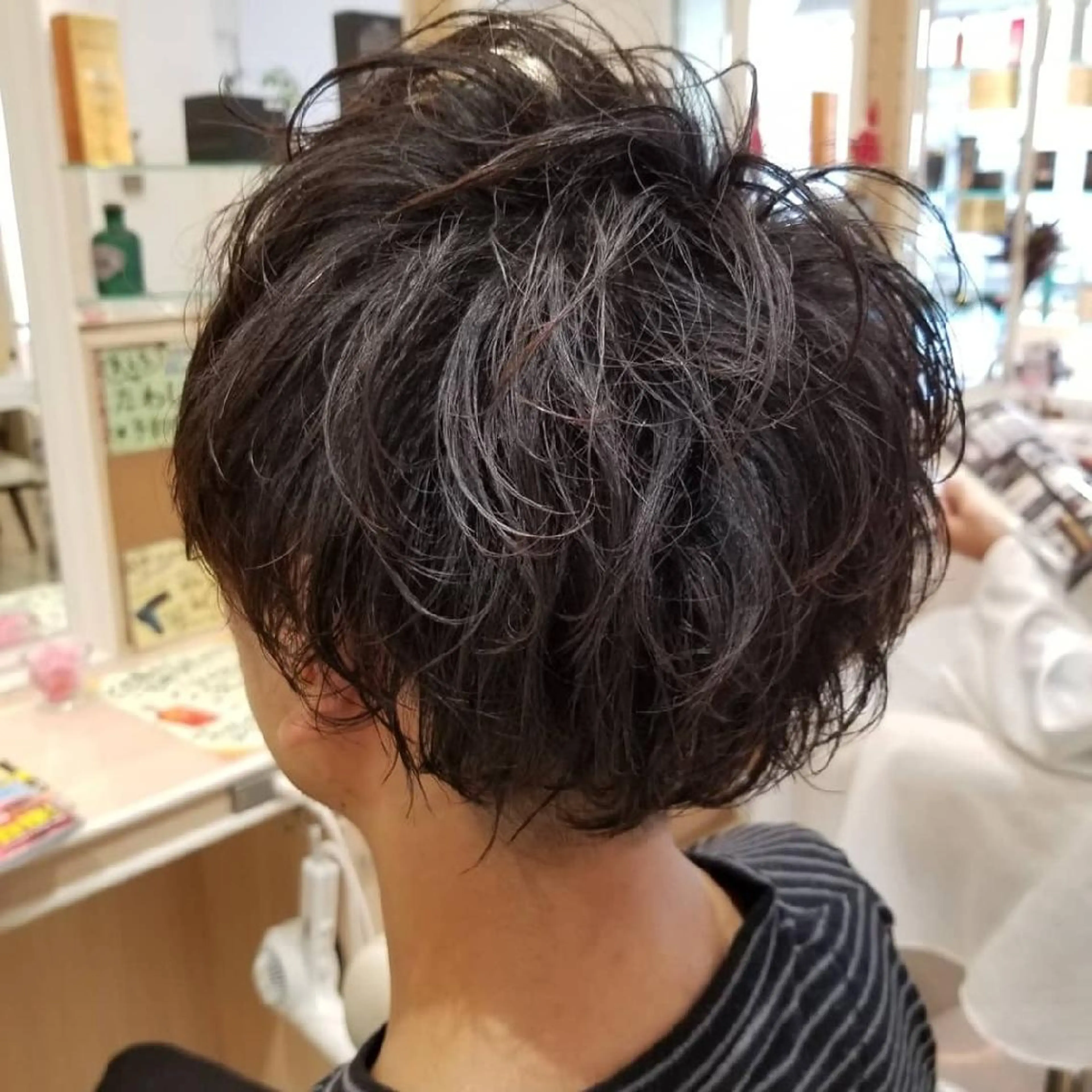ショート パーマ カット パーマ 山内 佐江子のヘアスタイル