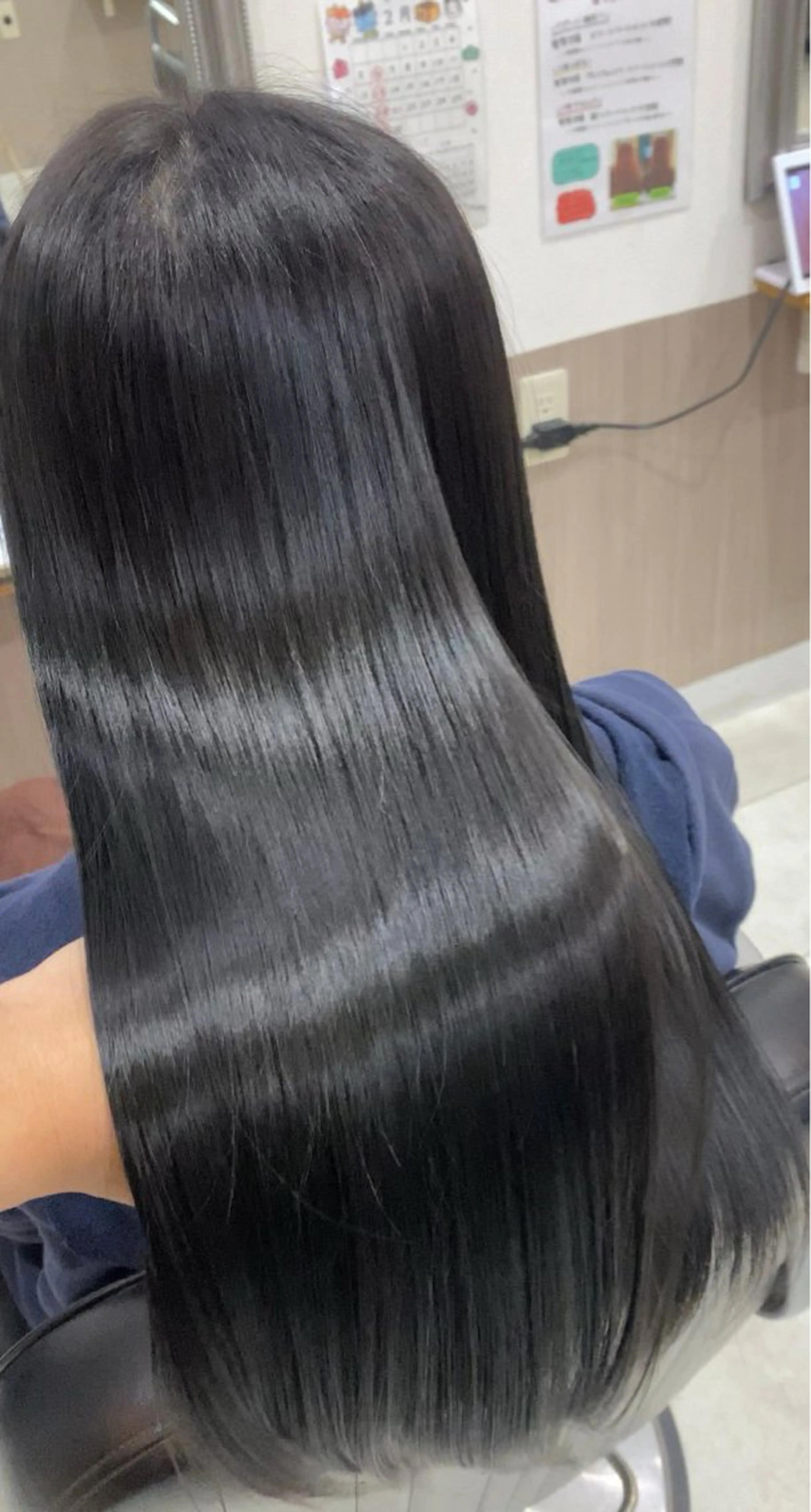ロング カラー 生尾 虹水のヘアスタイル