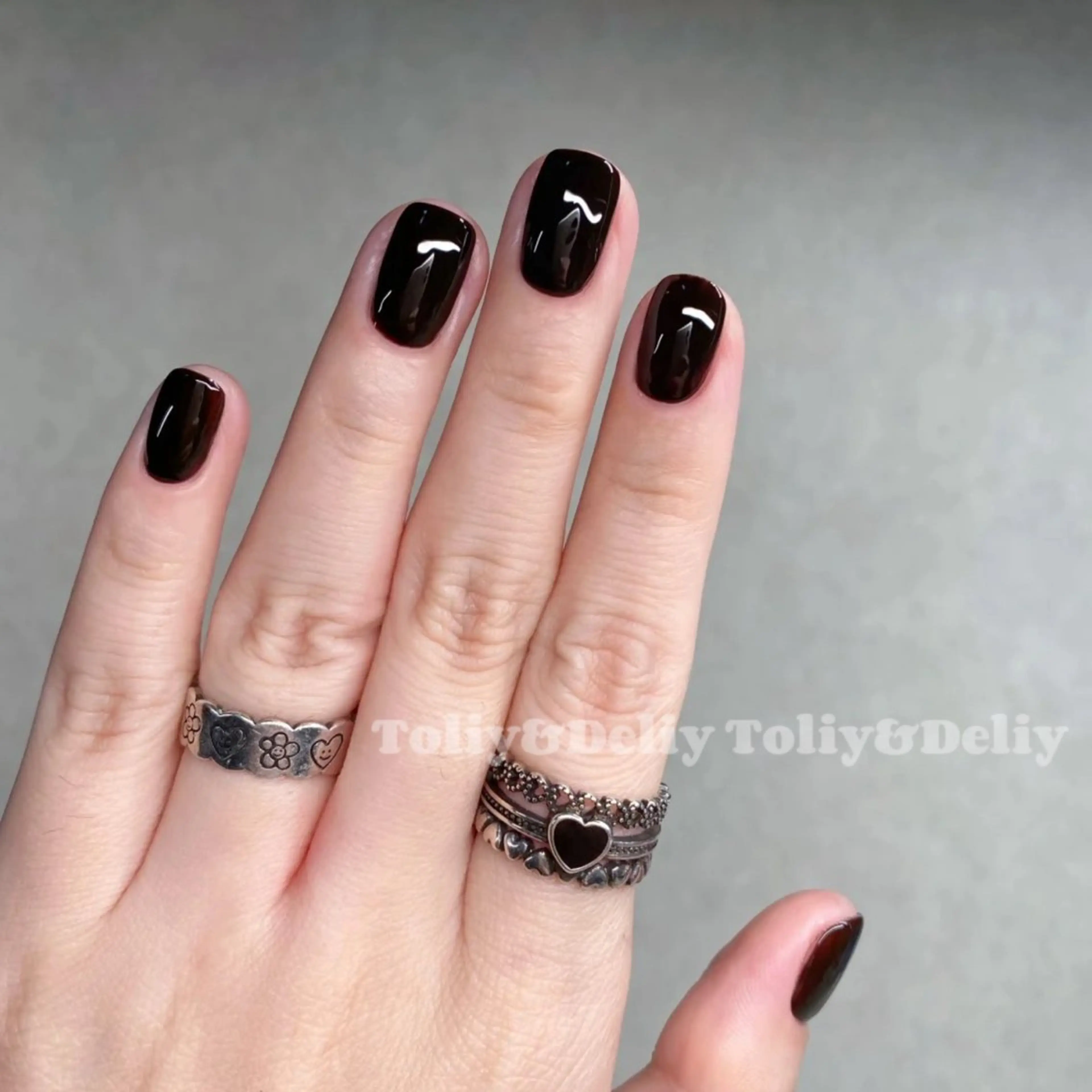 ネイル ワンカラーネイル ToliyDeliy Nail Salonのネイルデザイン