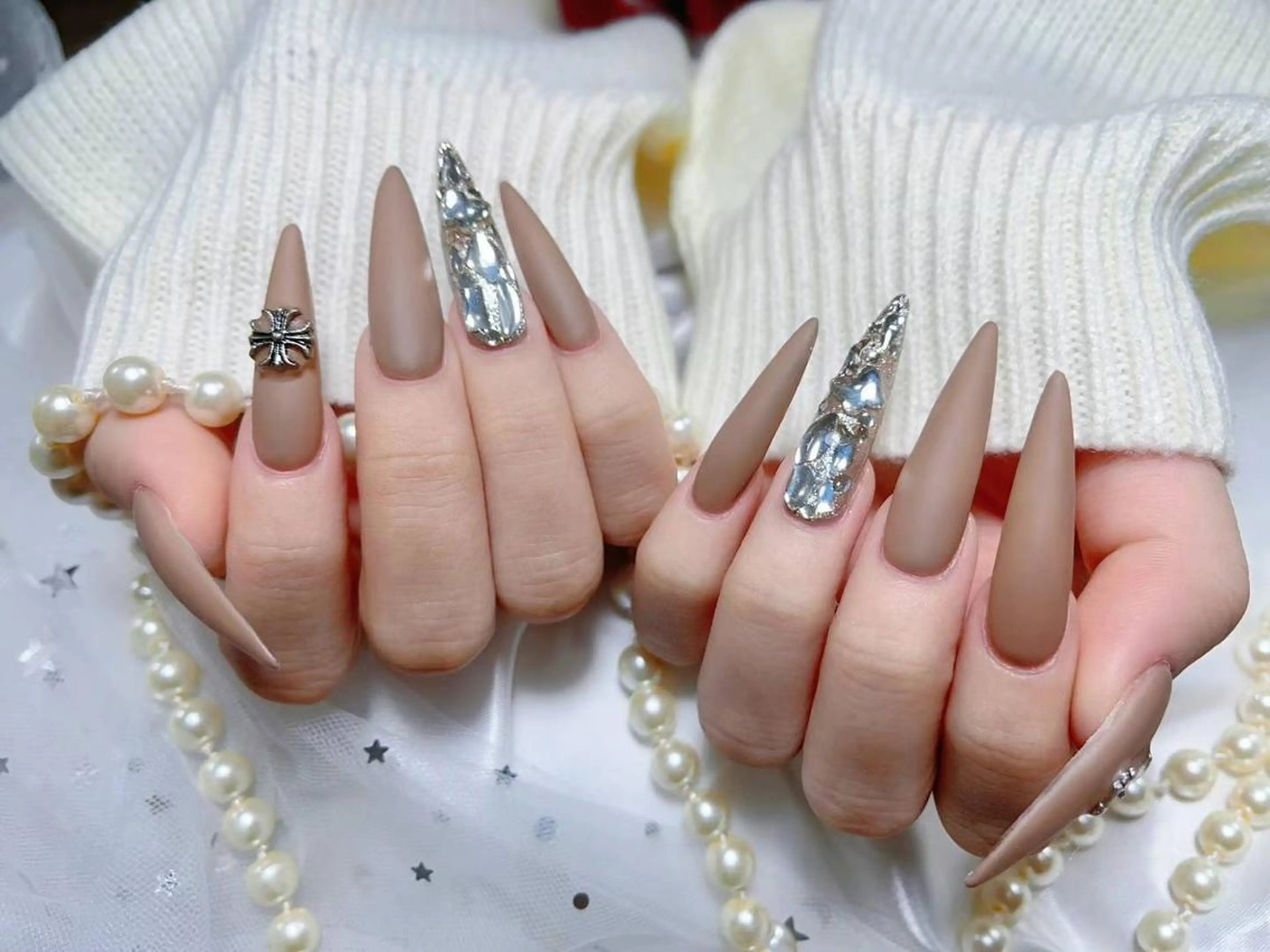 ネイル VIVIAN リサのネイルデザイン