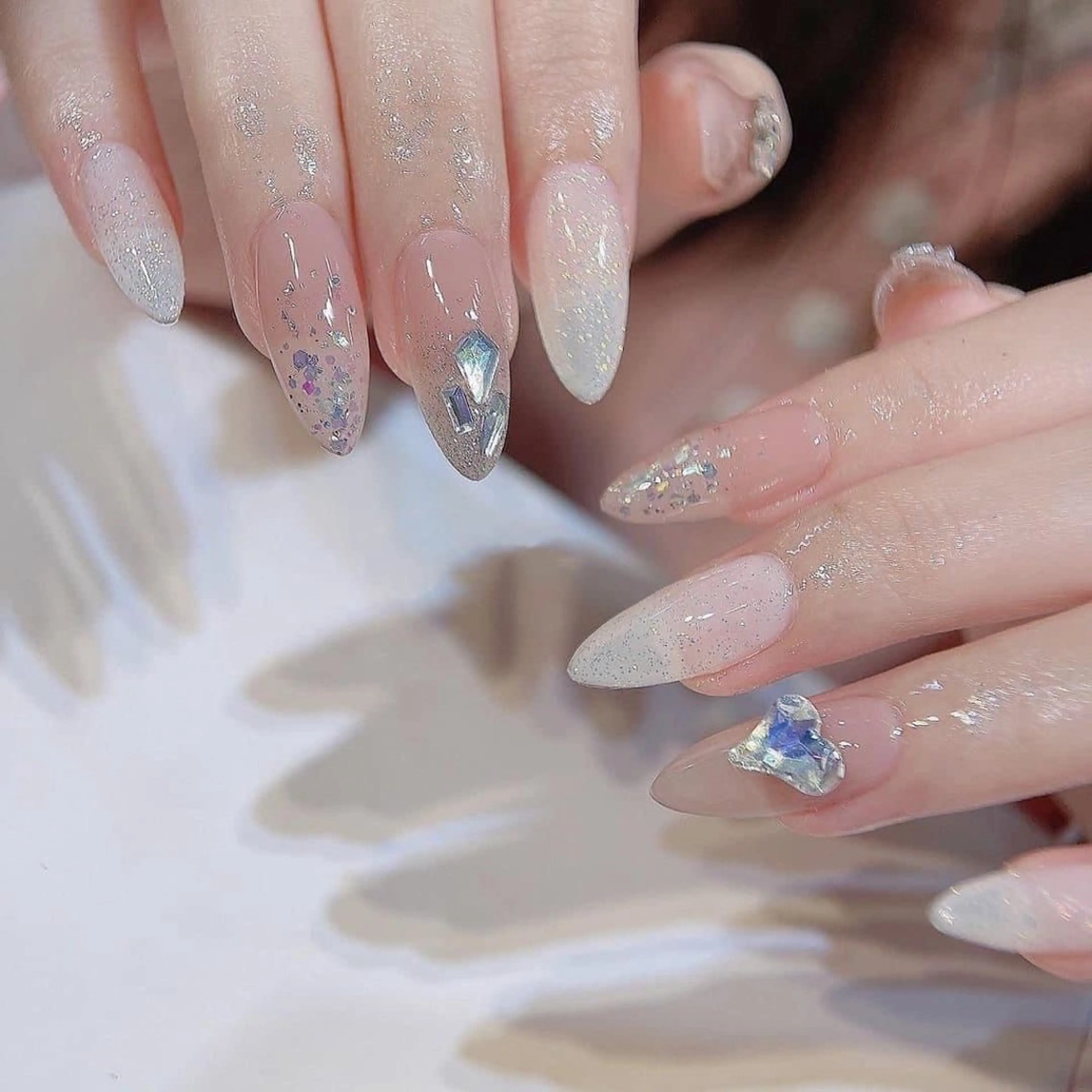 ネイル Luna nailsのネイルデザイン