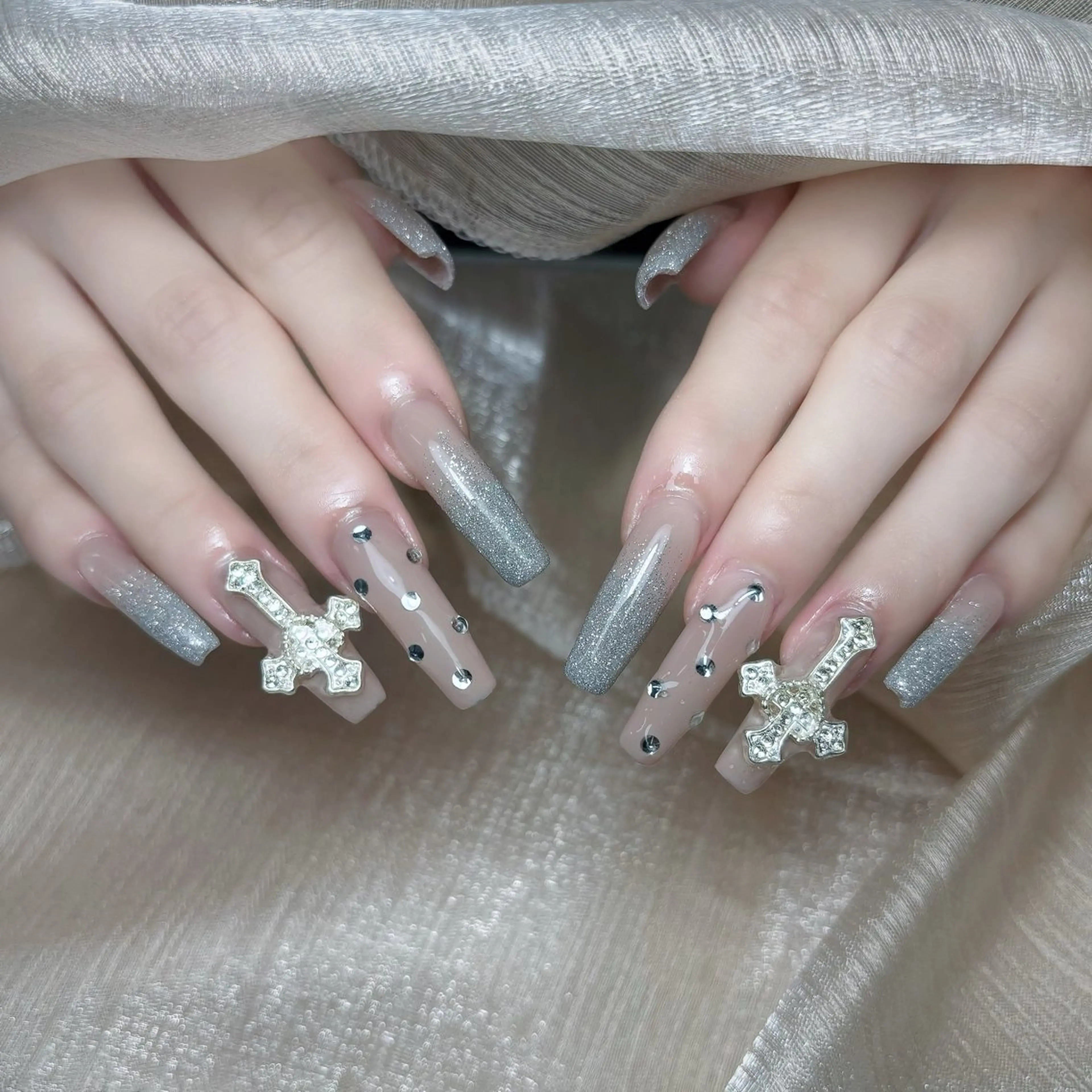 ネイル アートネイル ジェルネイル キラキラネイル 持ち込み シンプルネイル Nova Nail Salonのネイルデザイン