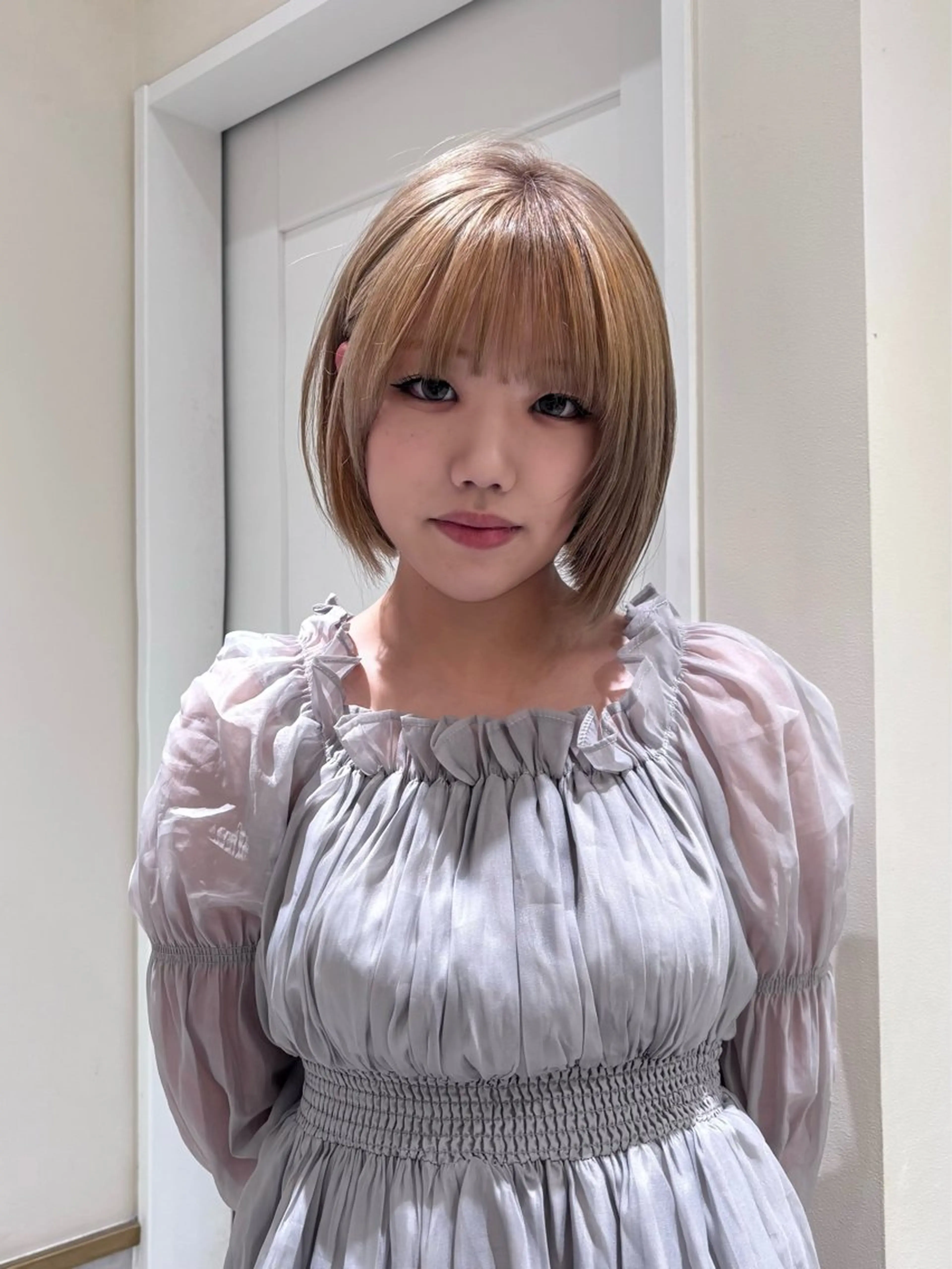 ショート カラー ヘアカラー ヘアセット ハイトーン/レイヤー KYOKA✧︎*。のヘアスタイル