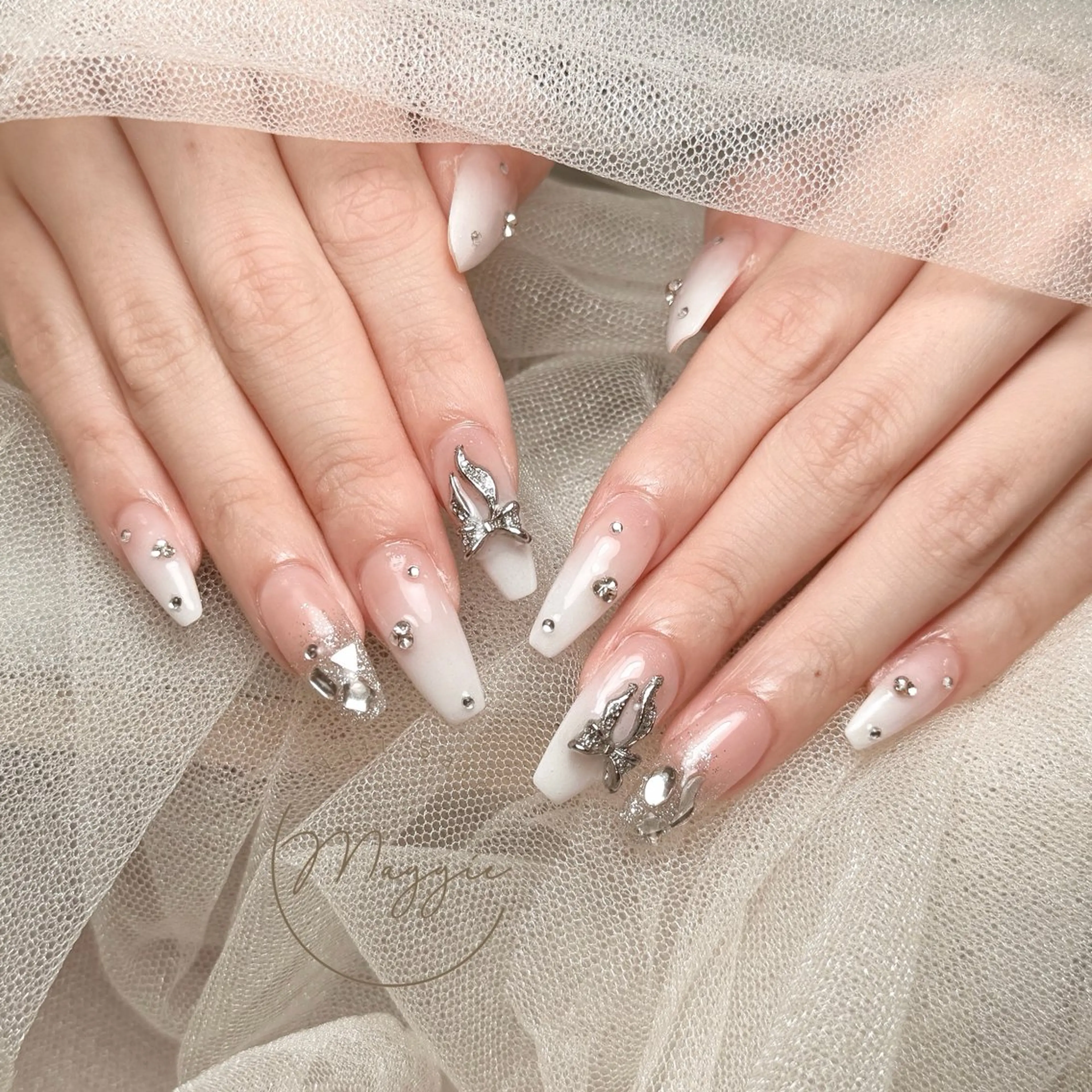 ネイル Maggie Nail🦩のネイルデザイン