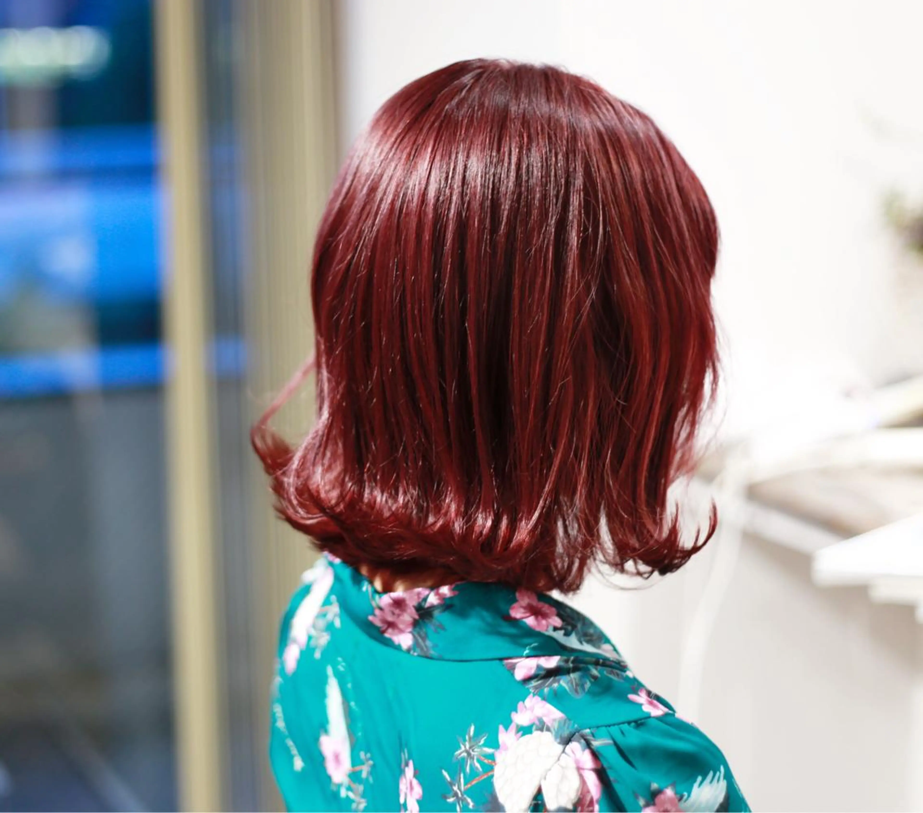 ミディアム カラー ハイトーン/レイヤー /ケアブリーチ石川治のヘアスタイル