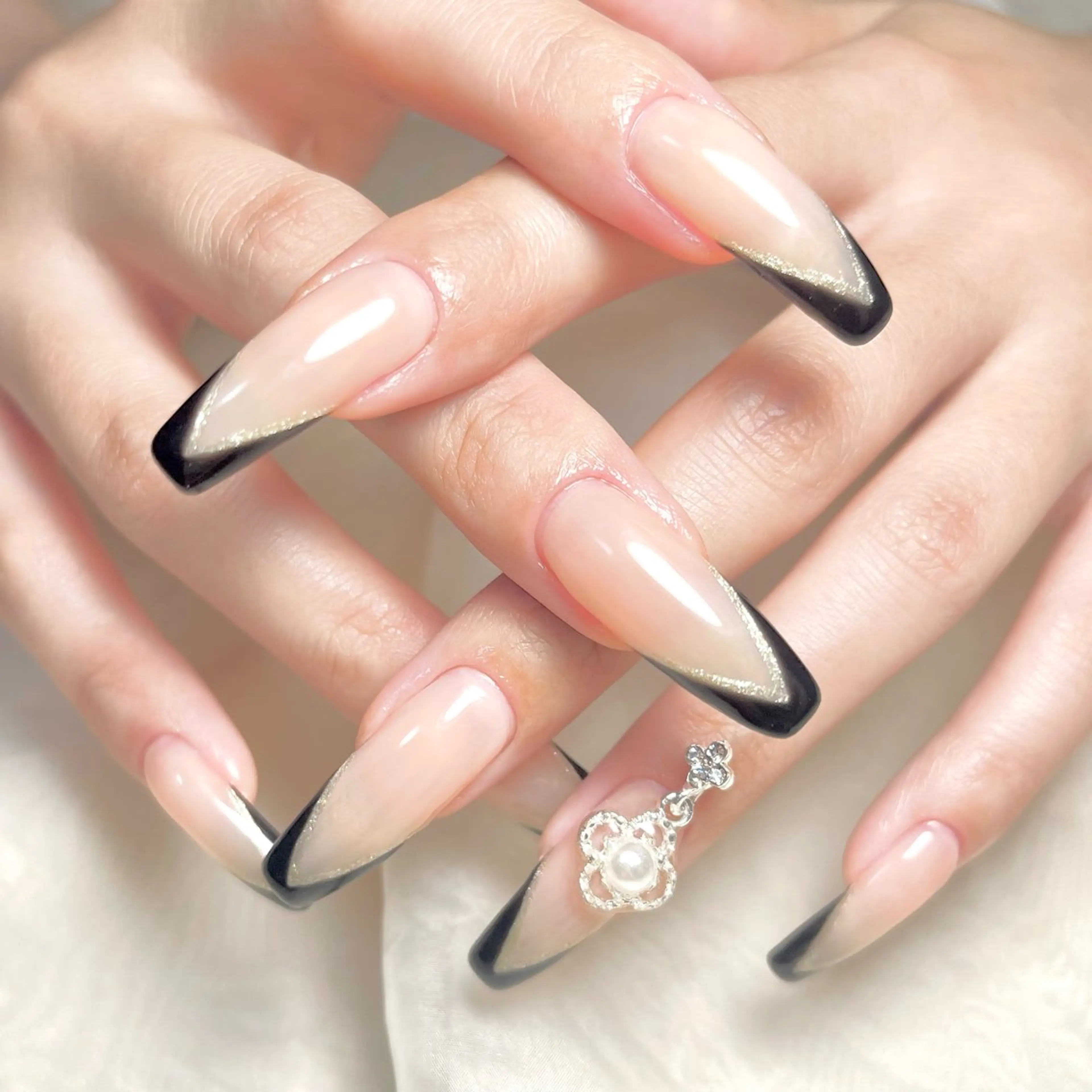 ネイル フレンチネイル COCO  NAIL所属・COCO NAILのネイルデザイン